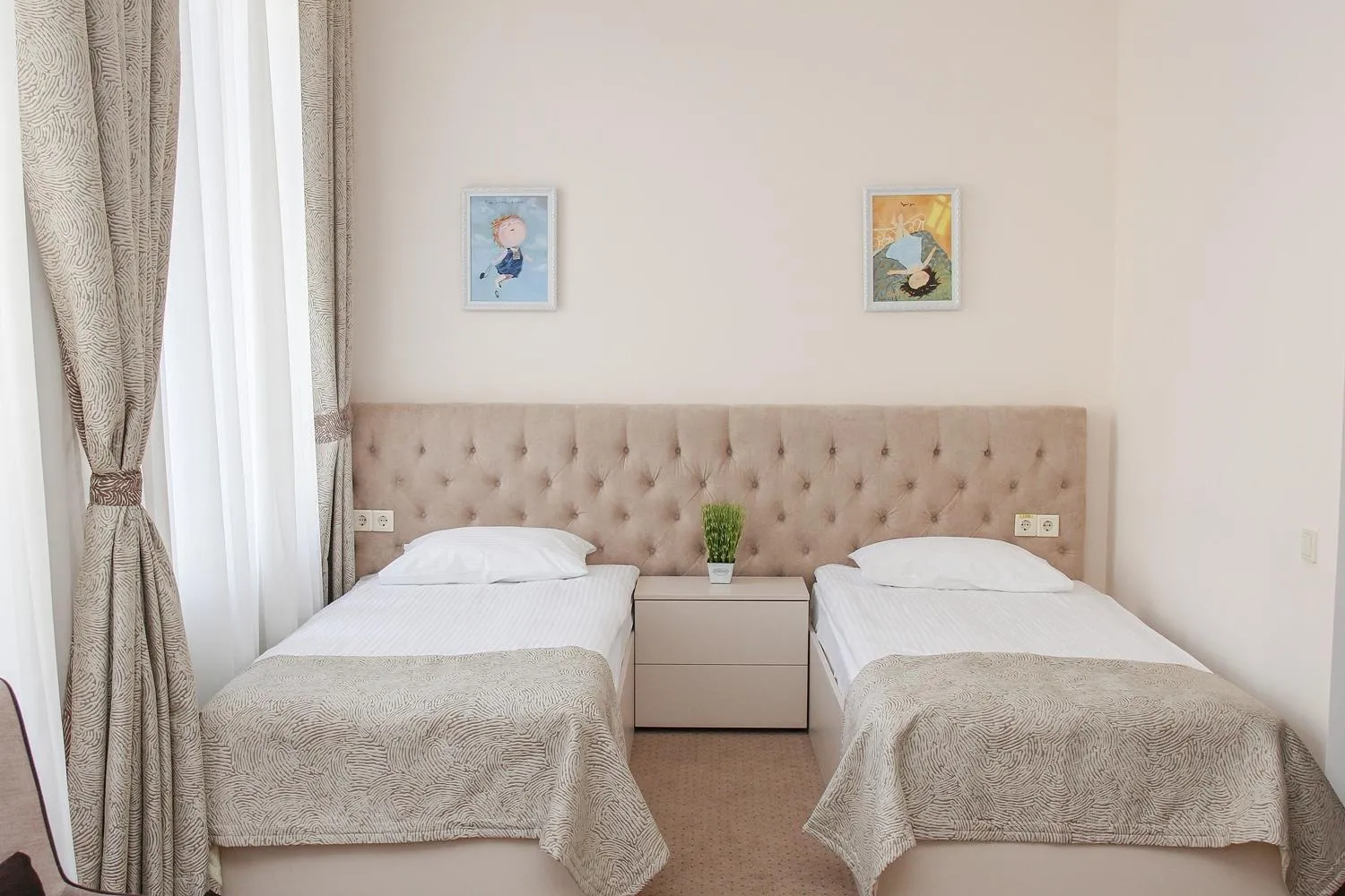 Bed in Hotel 52