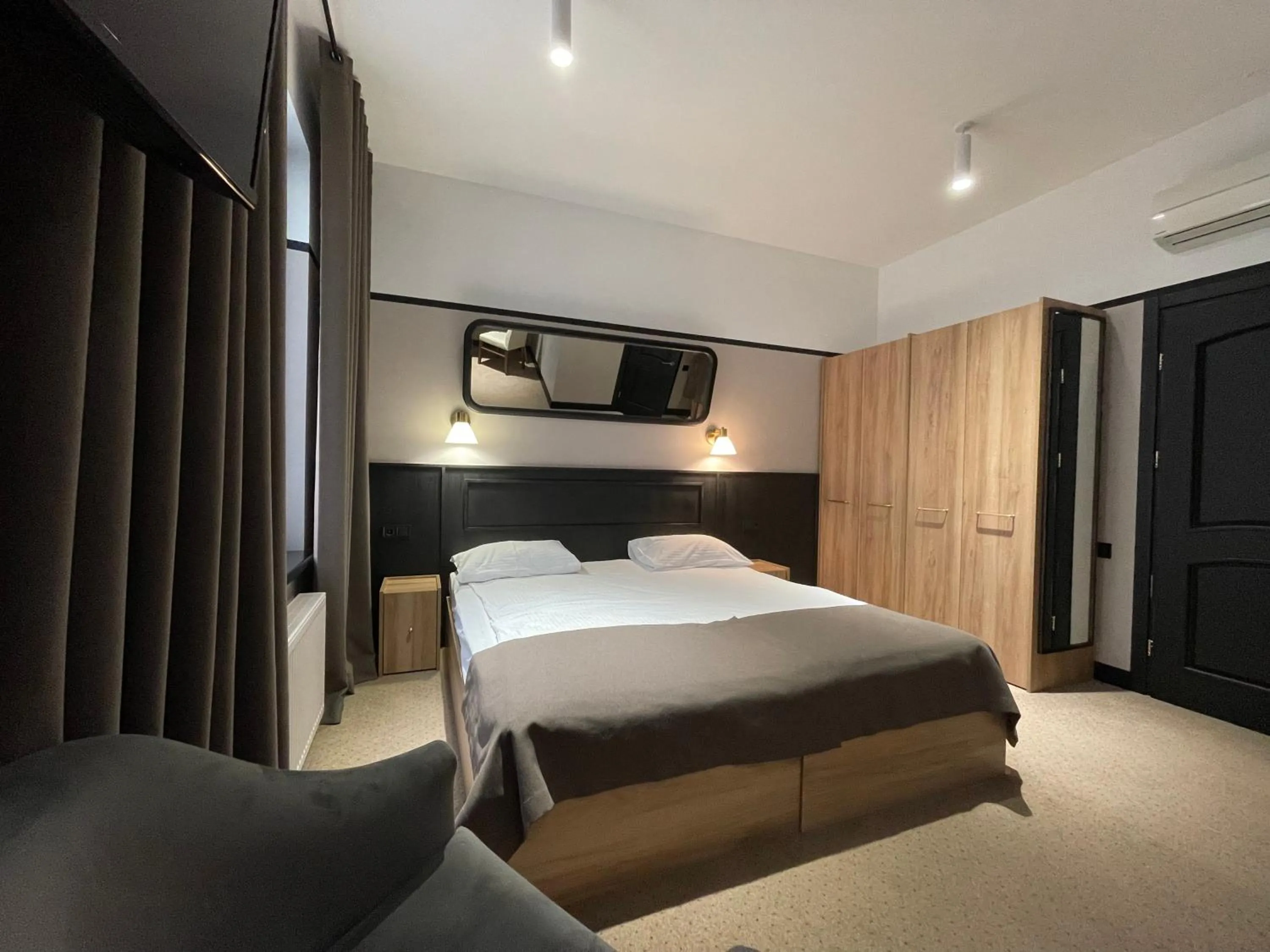 Bed in Hotel 52