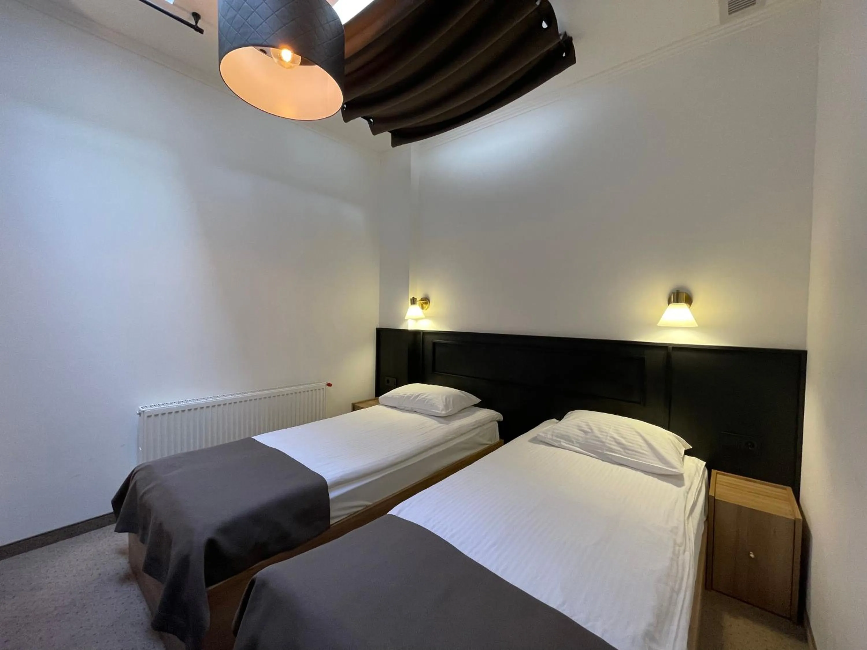 Bed in Hotel 52