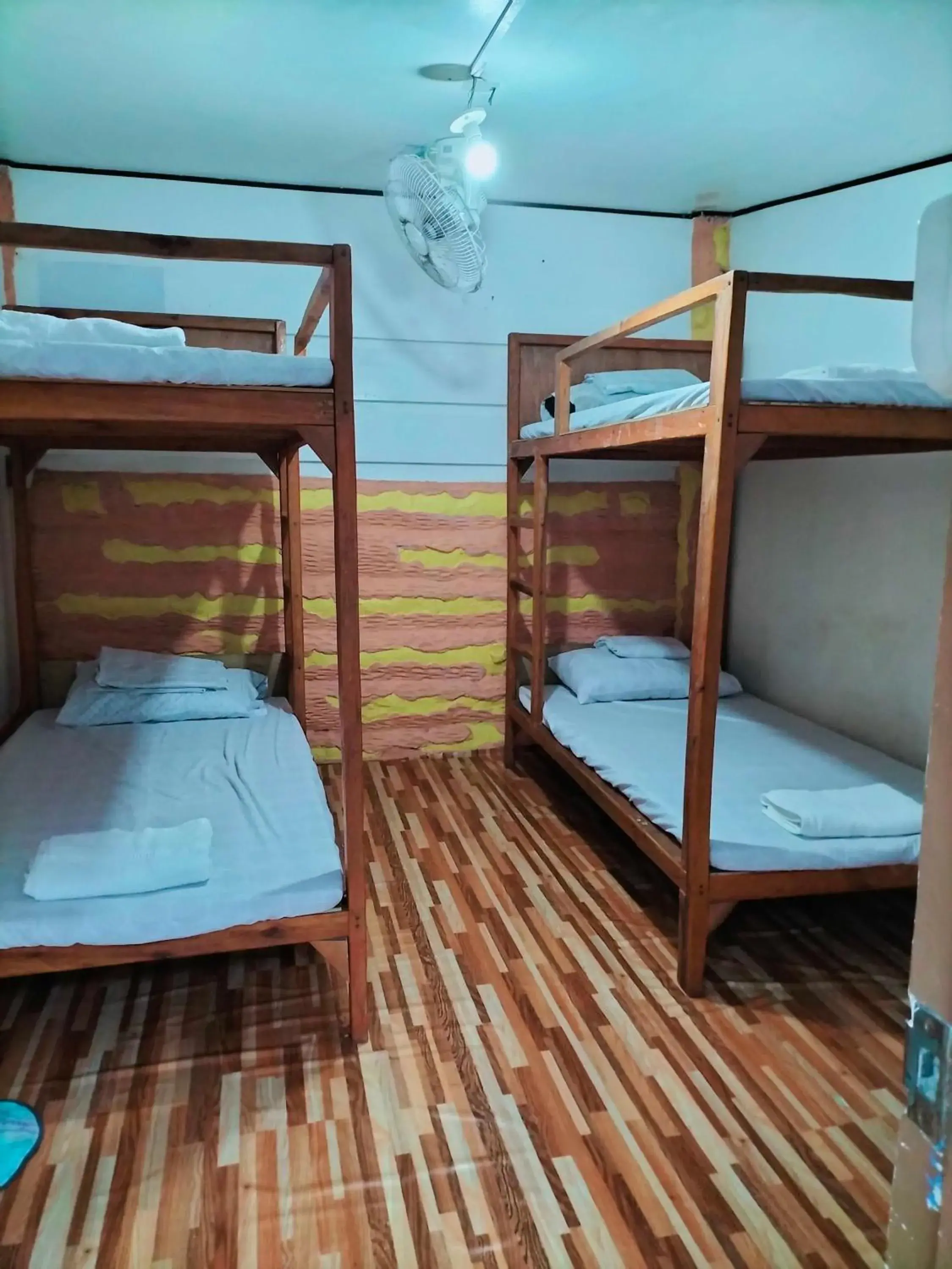 Classic Quadruple Room in Mope Beach Resort Classic Quadruple Room in Mope Beach Resort