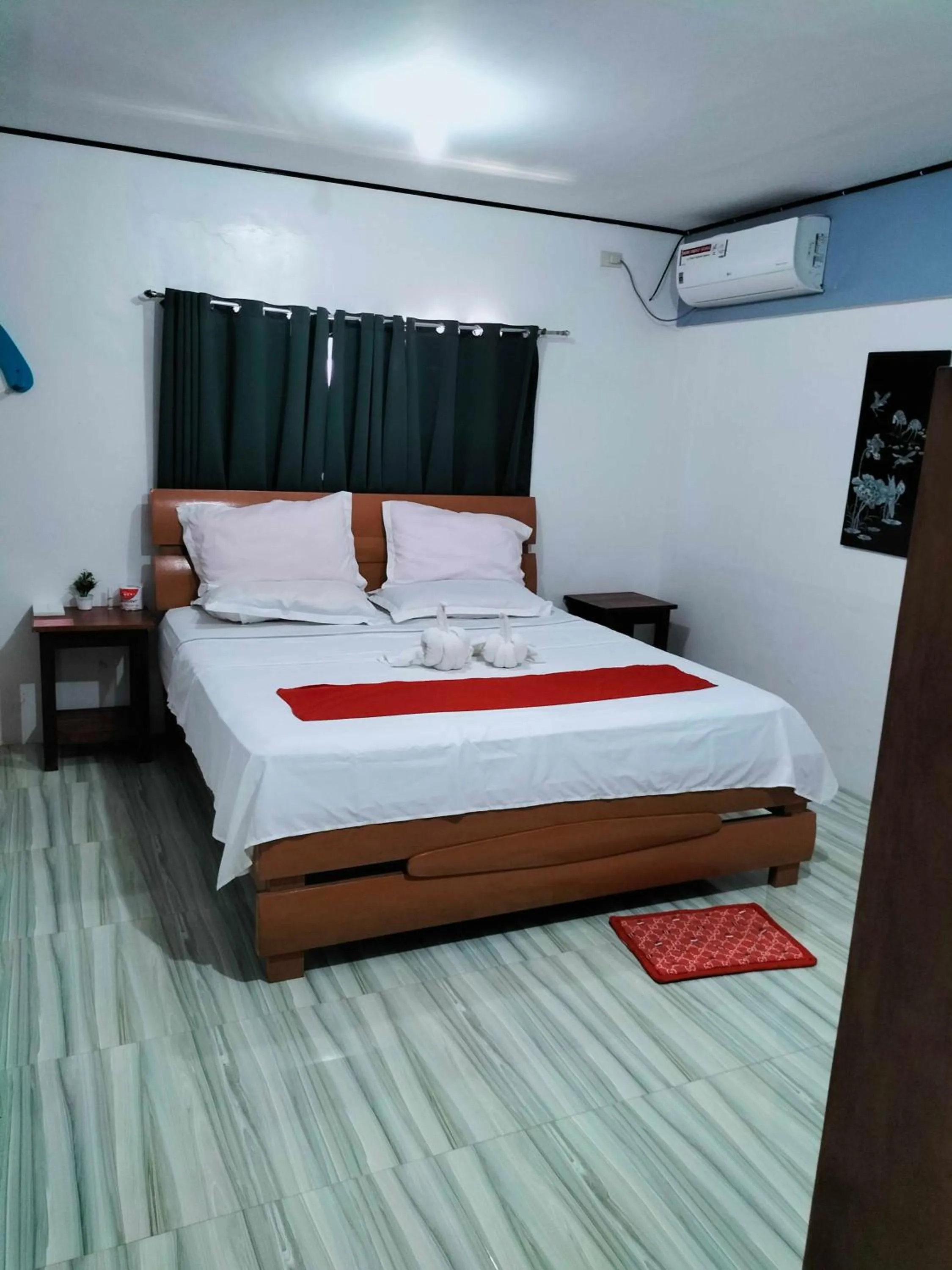 Bed in Mope Beach Resort