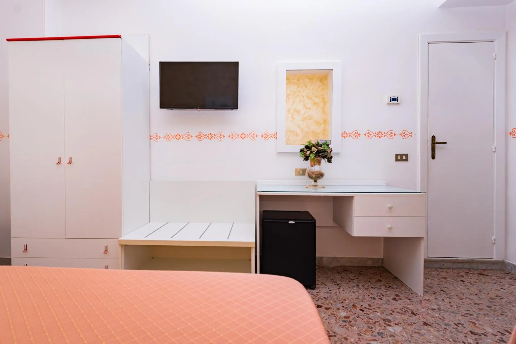 Bed in Hotel Baia Verde