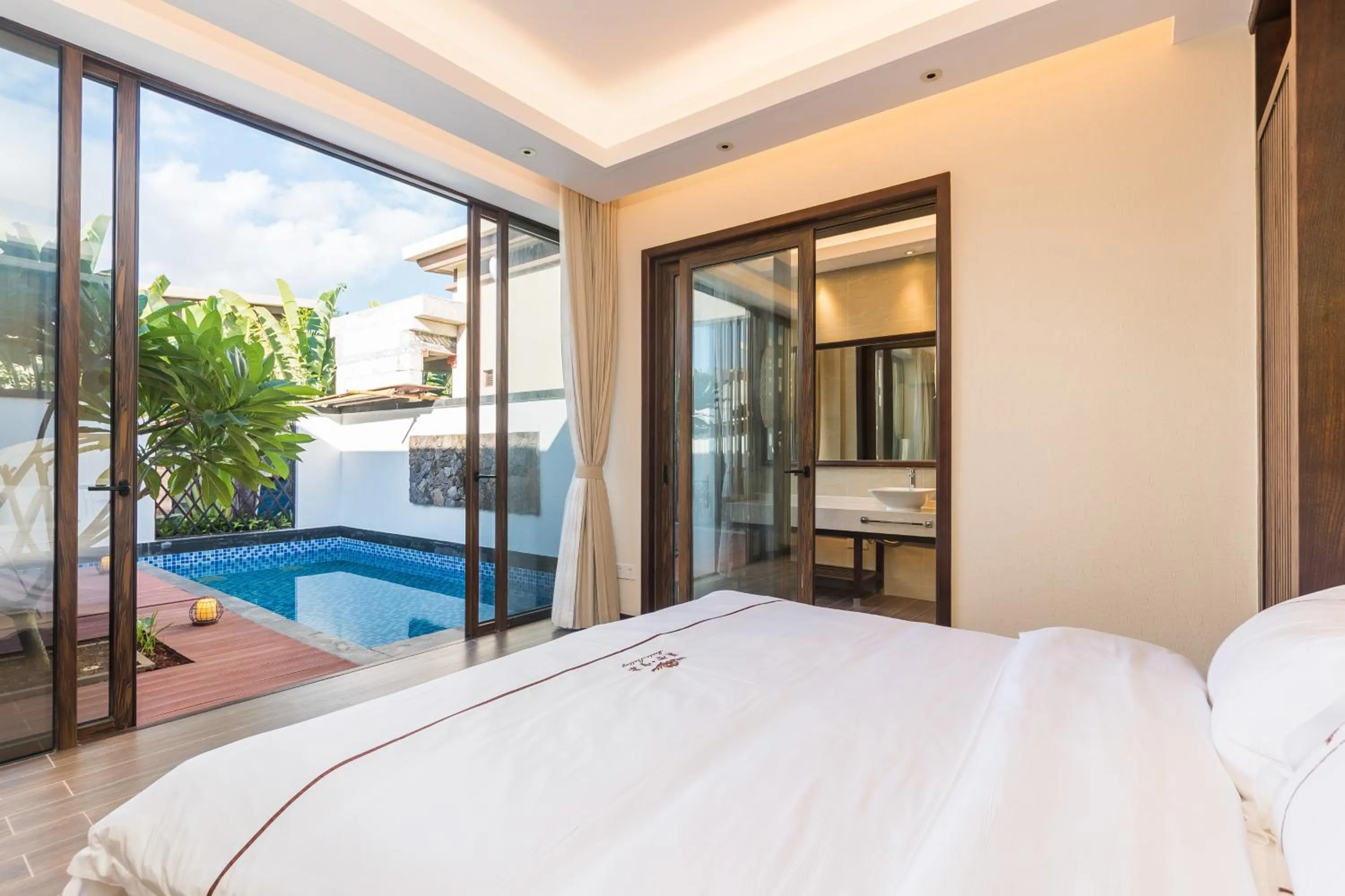 Bedroom, Bed in Sanya Haitang Bay Mushe Villa