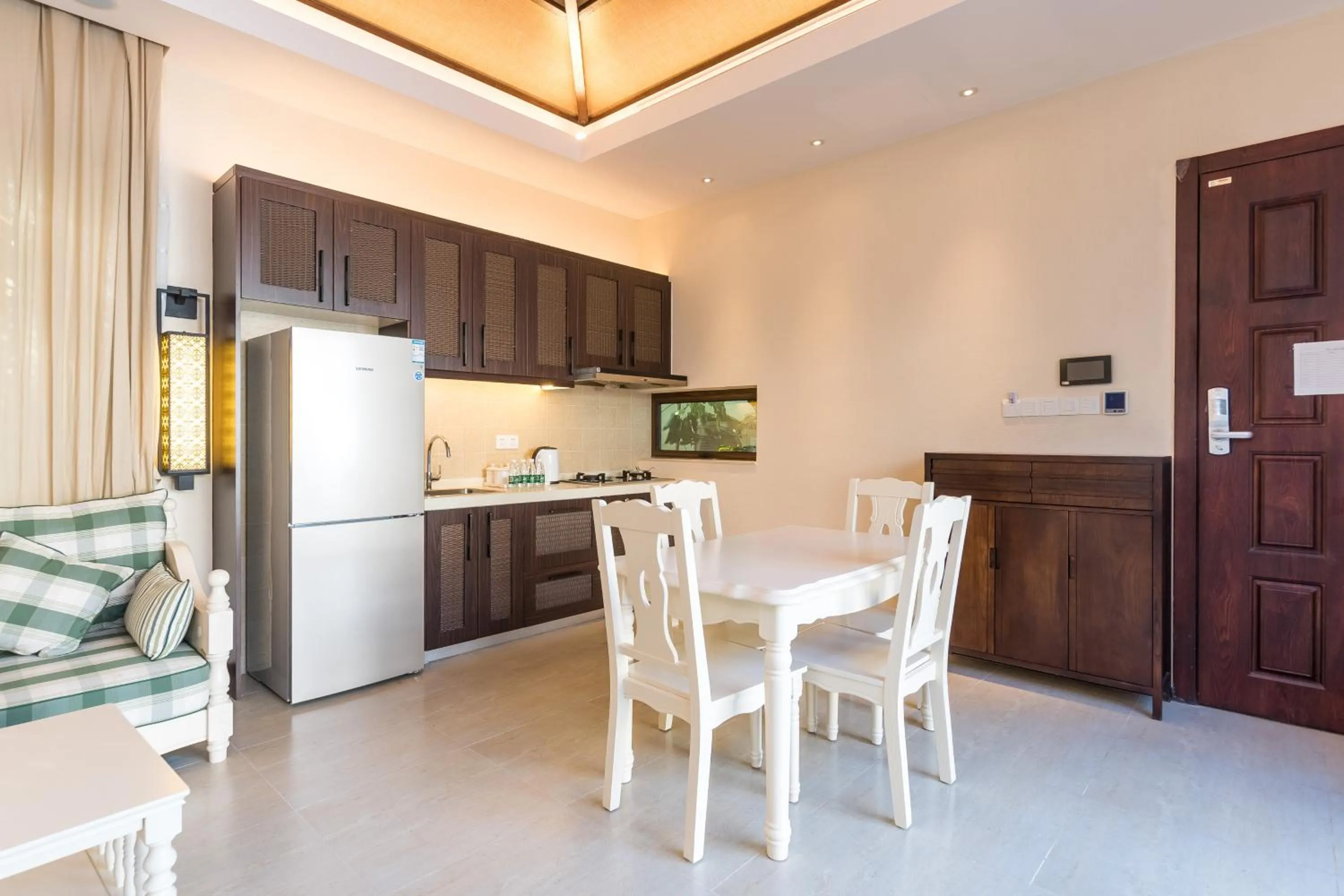 Dining area in Sanya Haitang Bay Mushe Villa