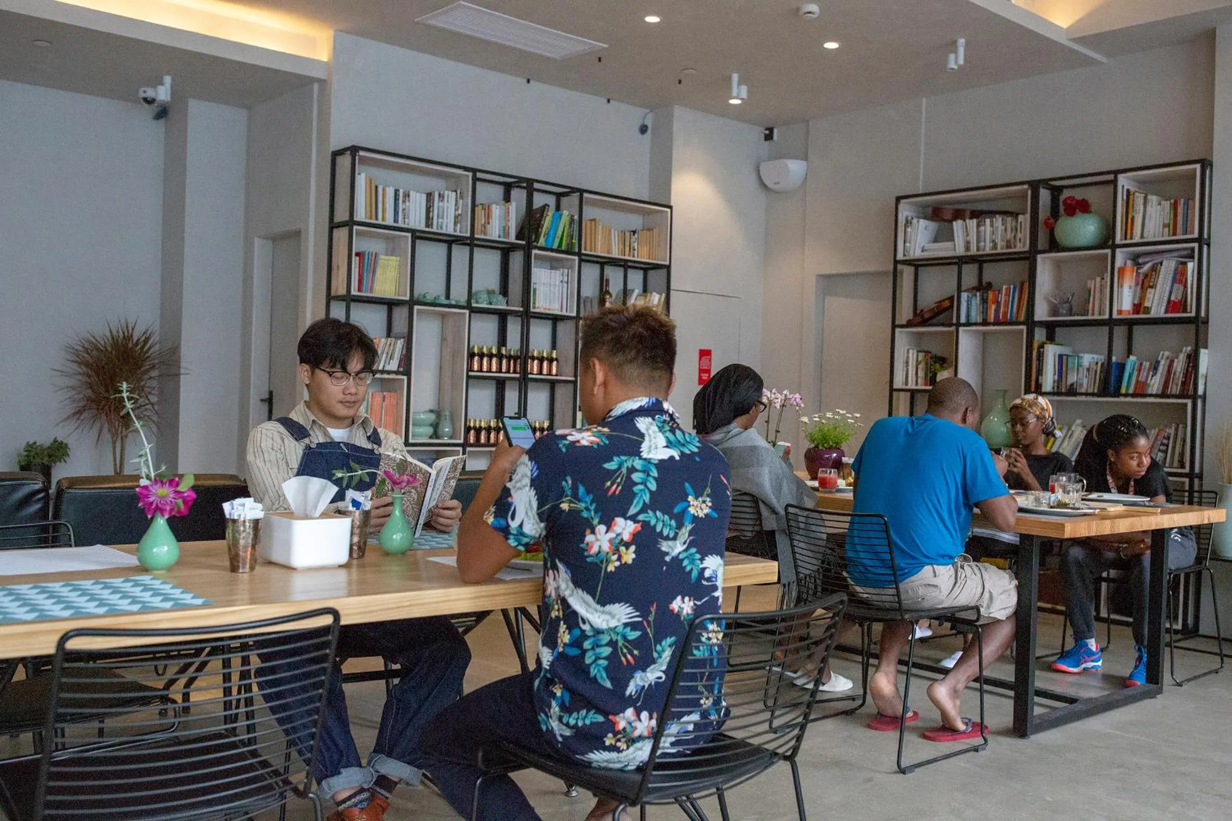 Seating area in Urban Rosa Cafe&Inn