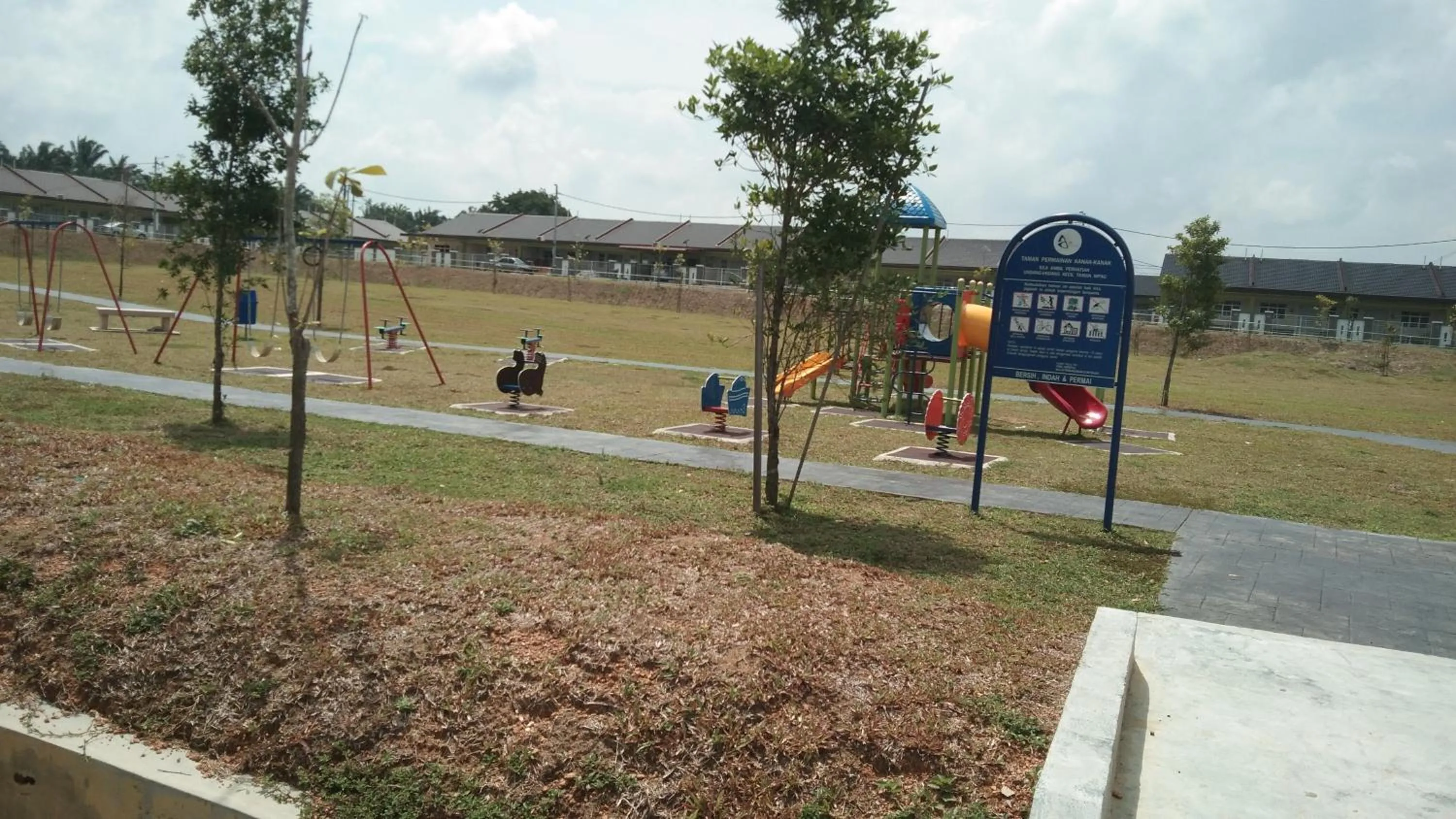 Property building in Ainur Homestay