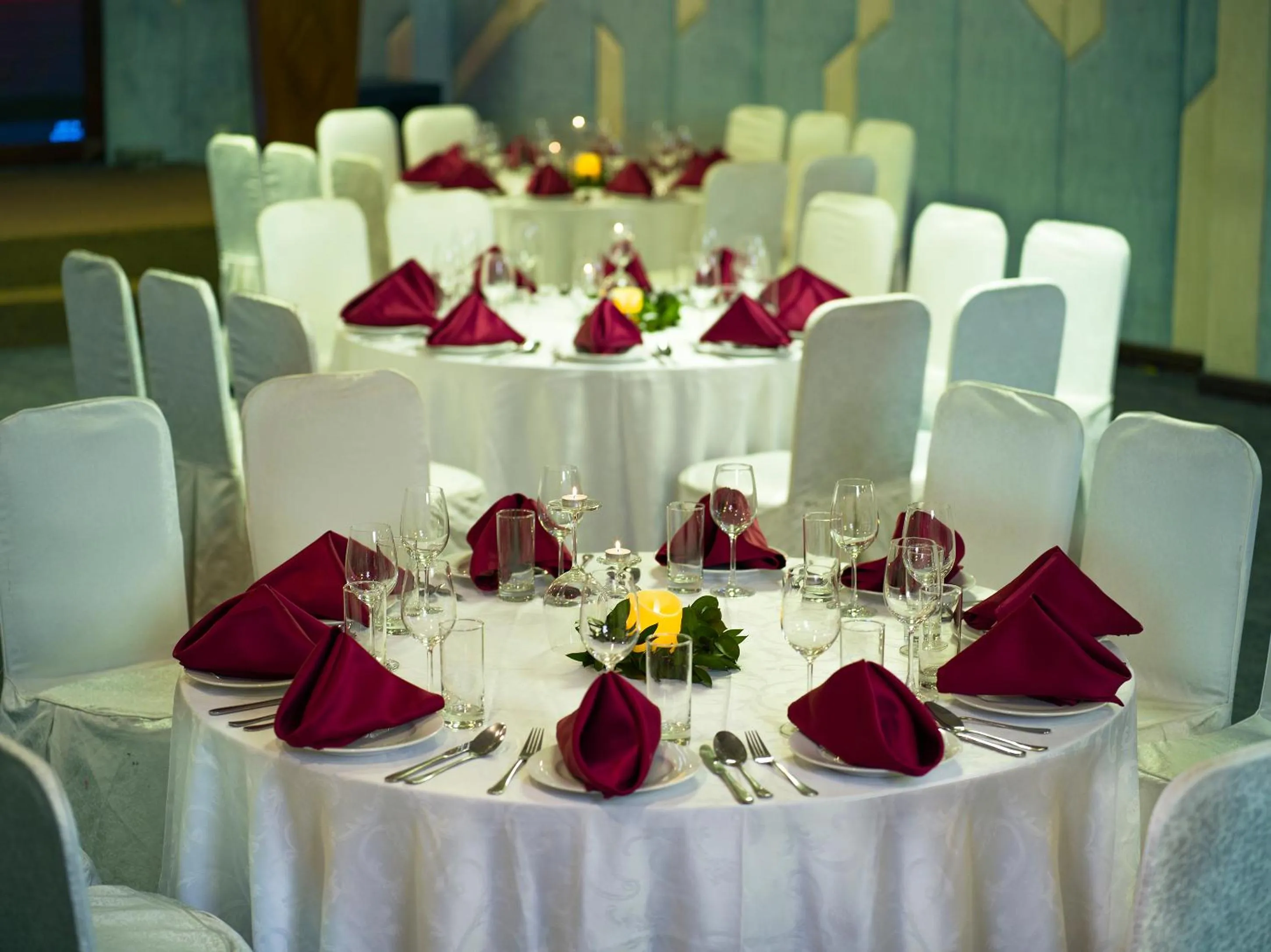 Meeting/conference room in Happy Life Grand Hotel & Rooftop Skybar