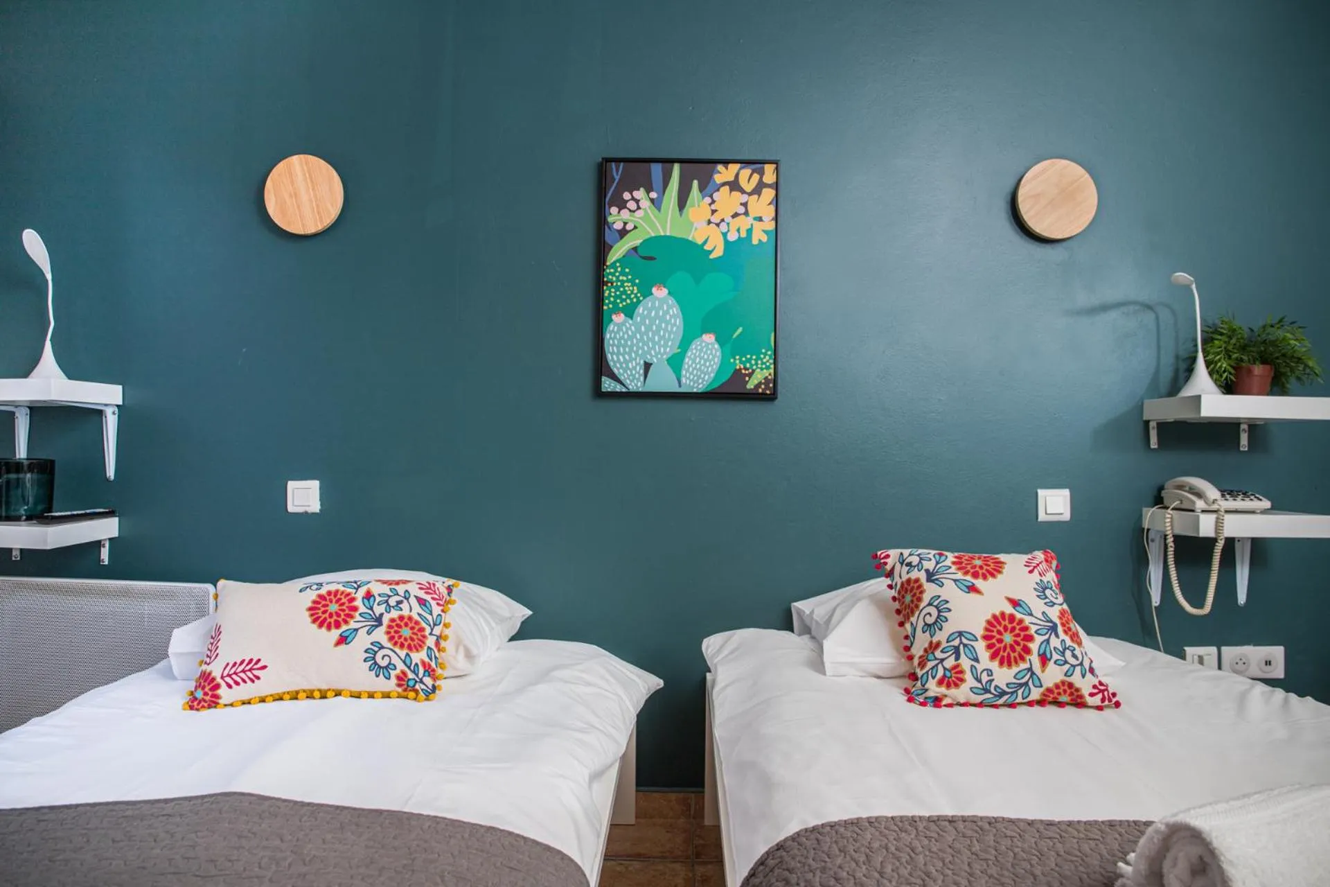 Bed in Logis hôtel restaurant Auberge de l'Espinouse