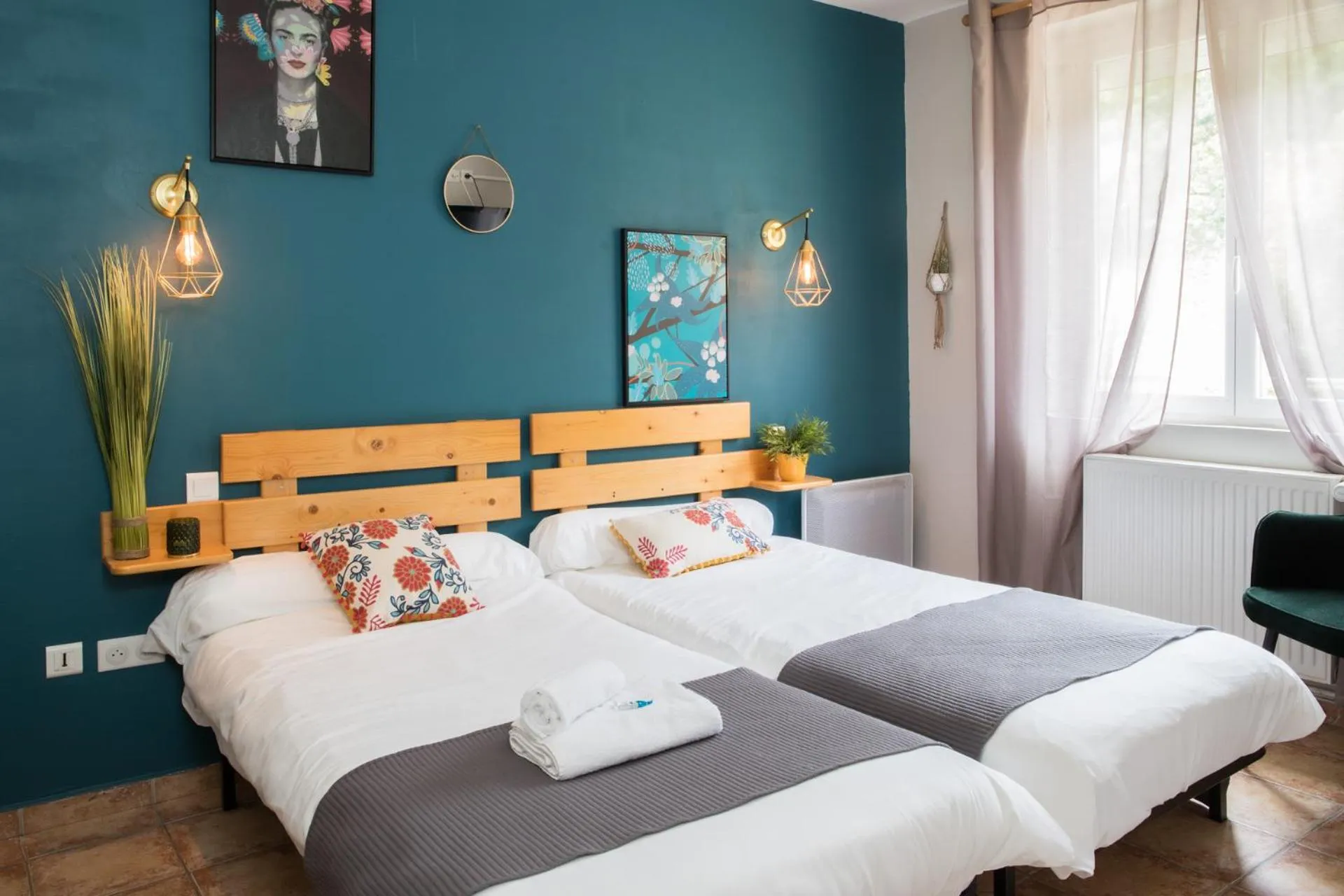 Bed in Logis hôtel restaurant Auberge de l'Espinouse