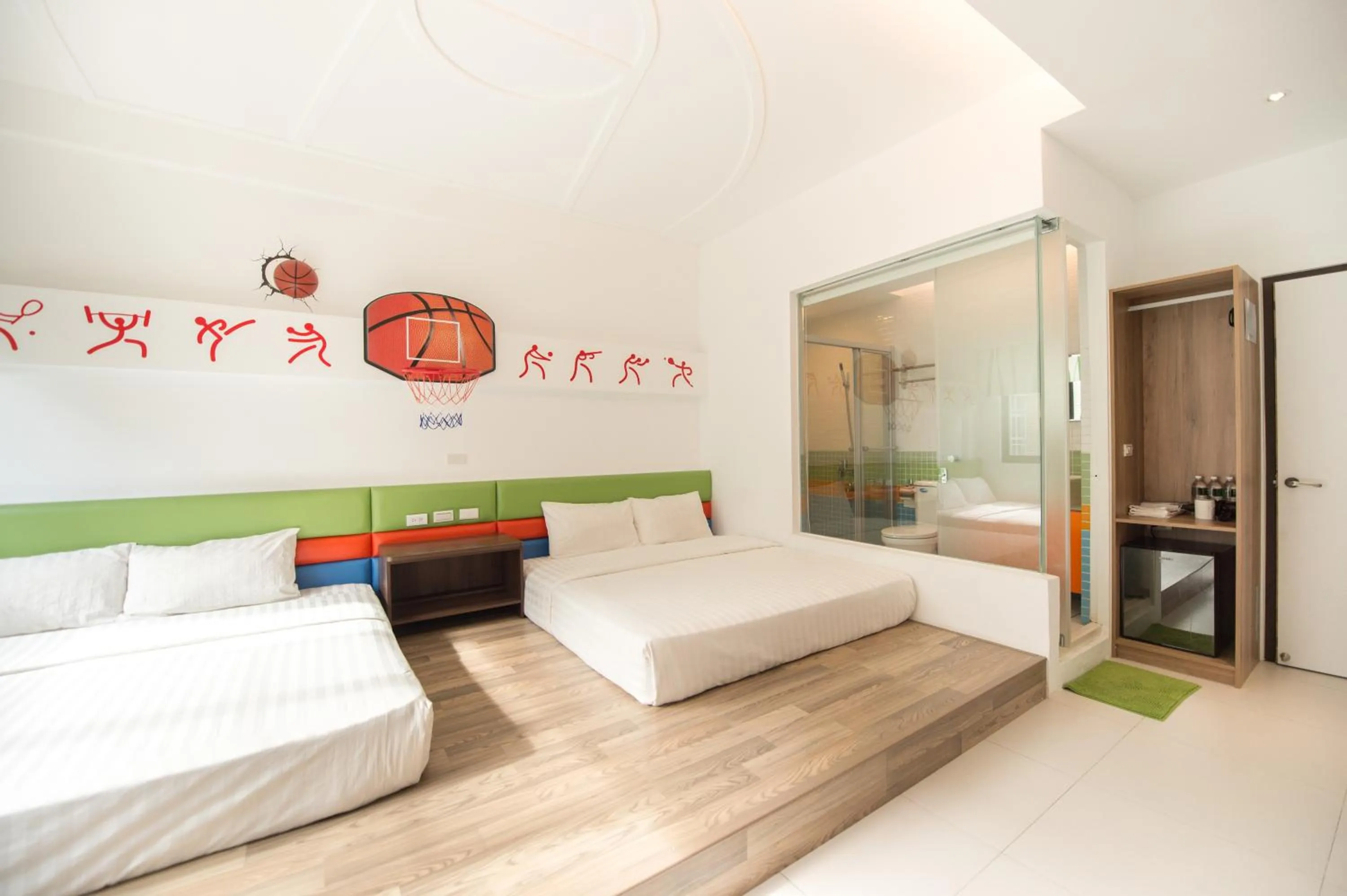 Bed in Her Man Hostel