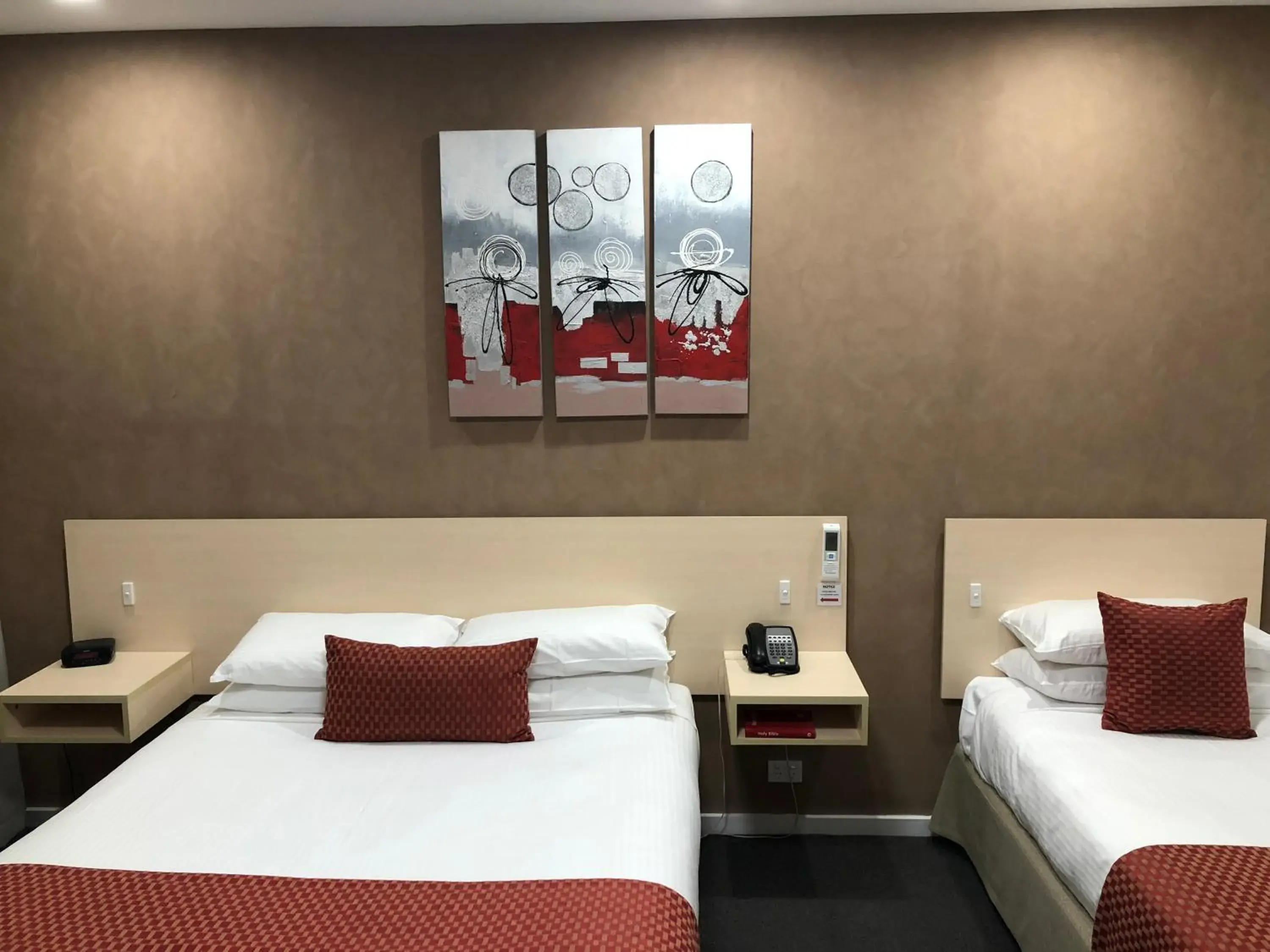 Standard Double or Twin Room in Adelaide Airport Motel Standard Double or Twin Room in Adelaide Airport Motel