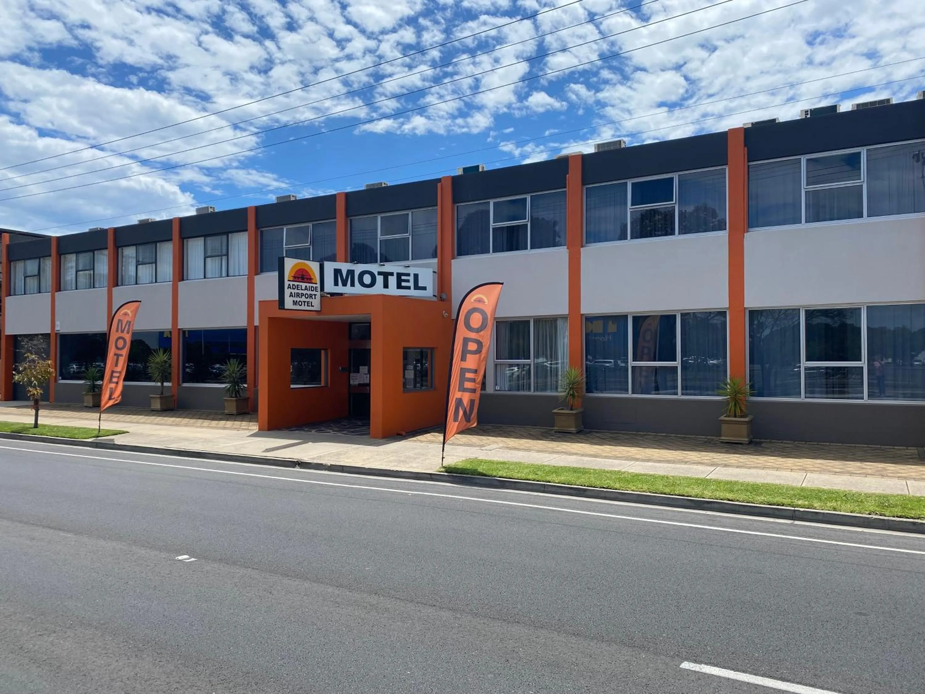 Property building in Adelaide Airport Motel