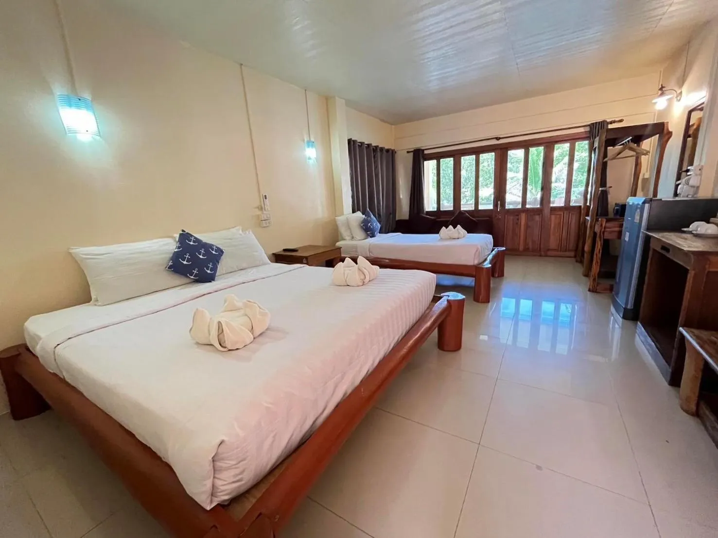 Bed in Paradise Bungalows