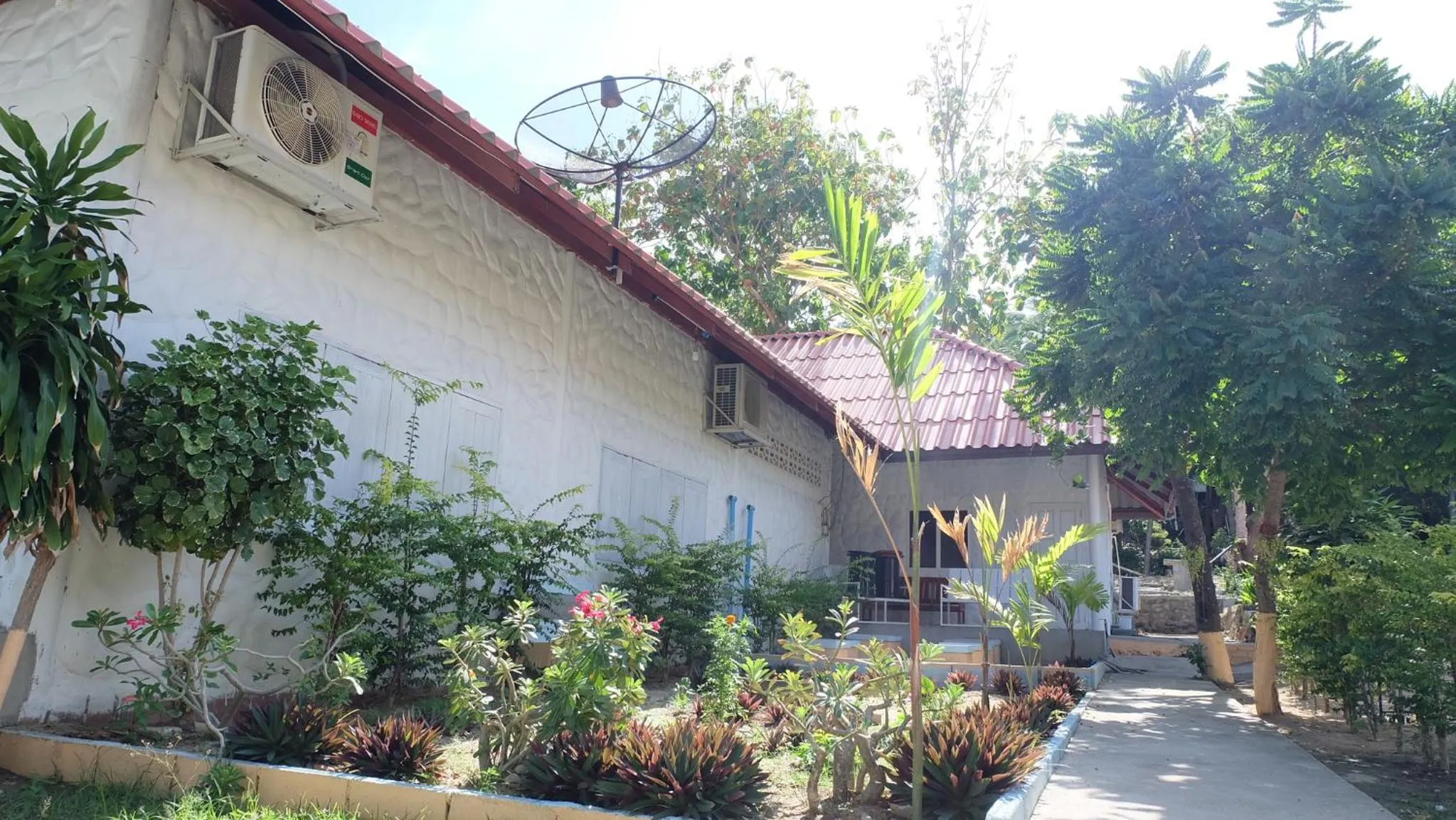 Property building in Paradise Bungalows