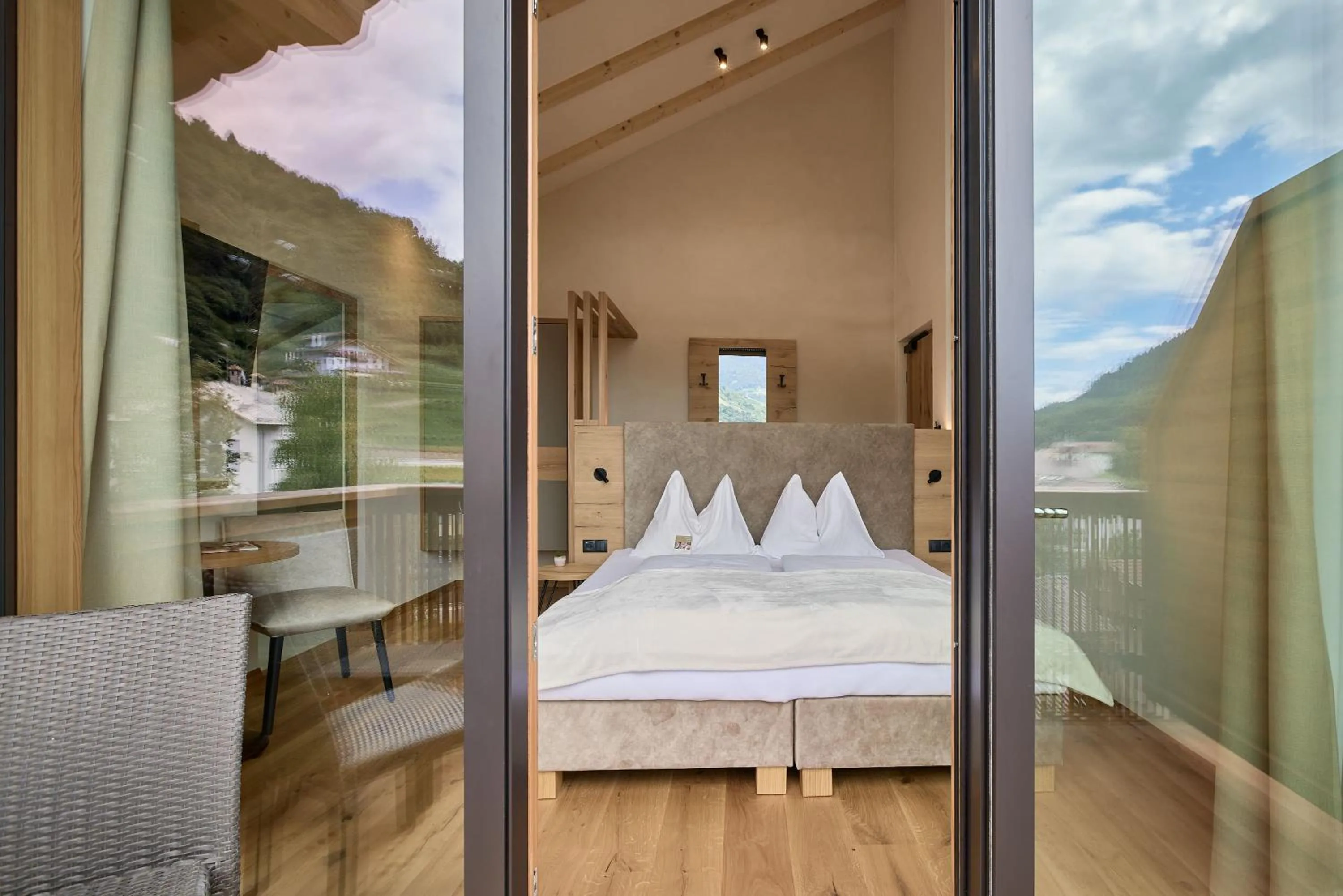 Bed in Hotel Schmuckhof