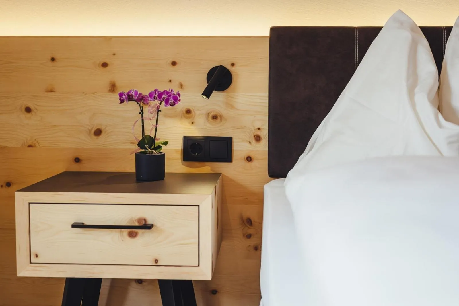 Bed in Hotel Schmuckhof