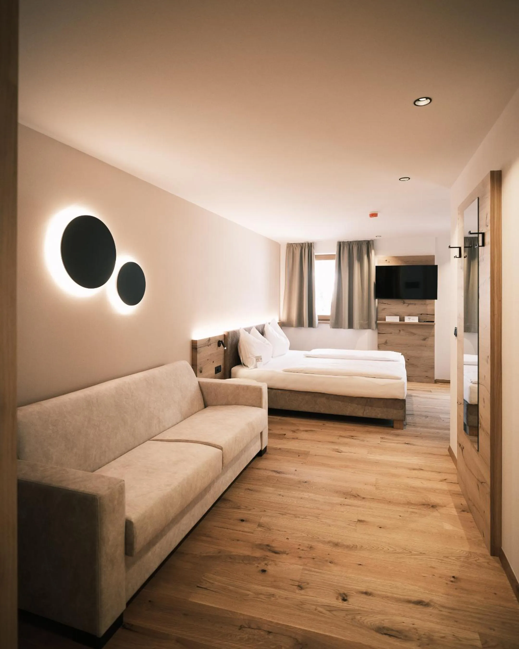 Photo of the whole room, Bed in Hotel Schmuckhof