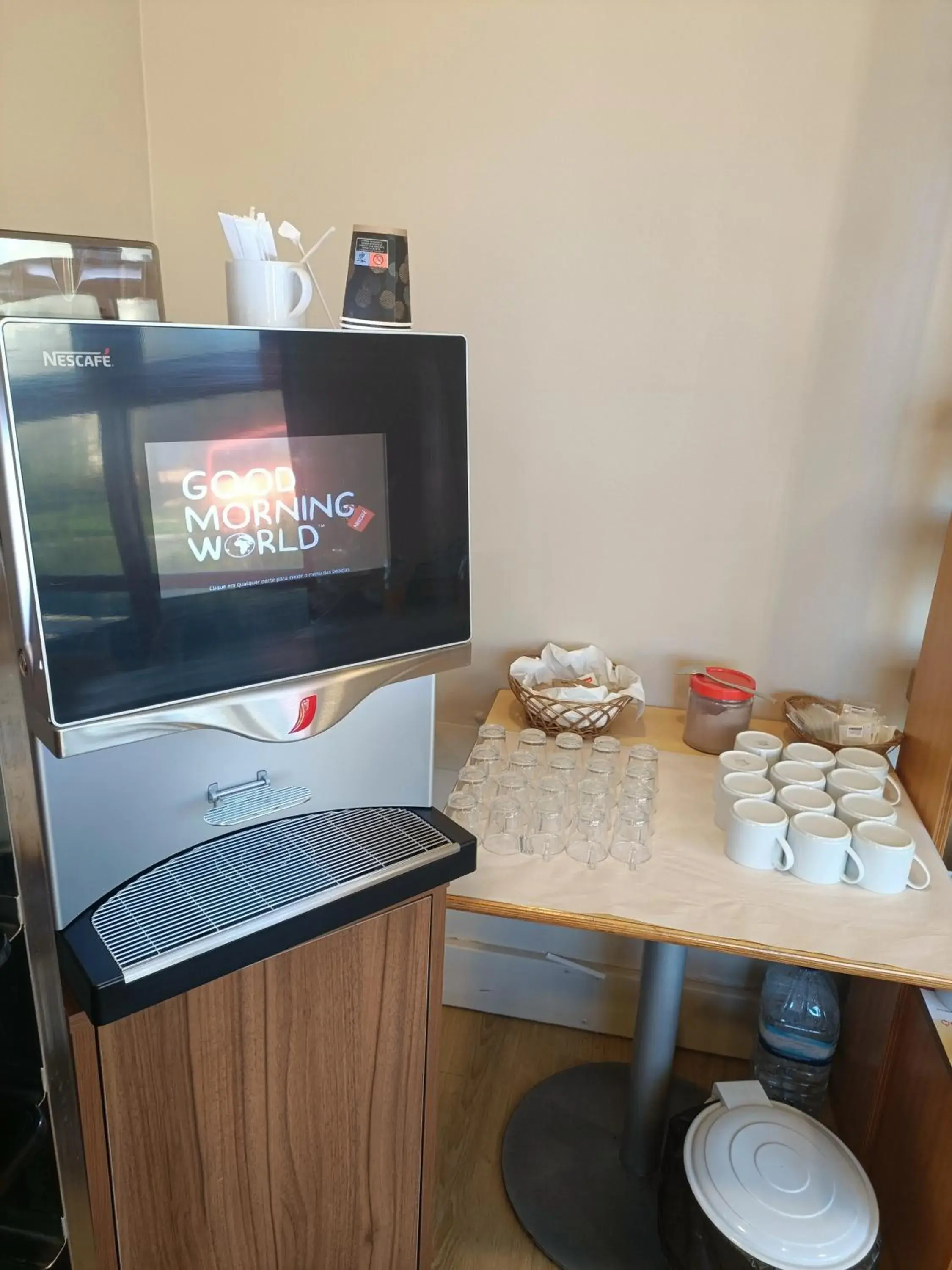 Buffet breakfast in Flag Hotel Porto Maia Buffet breakfast in Flag Hotel Porto Maia