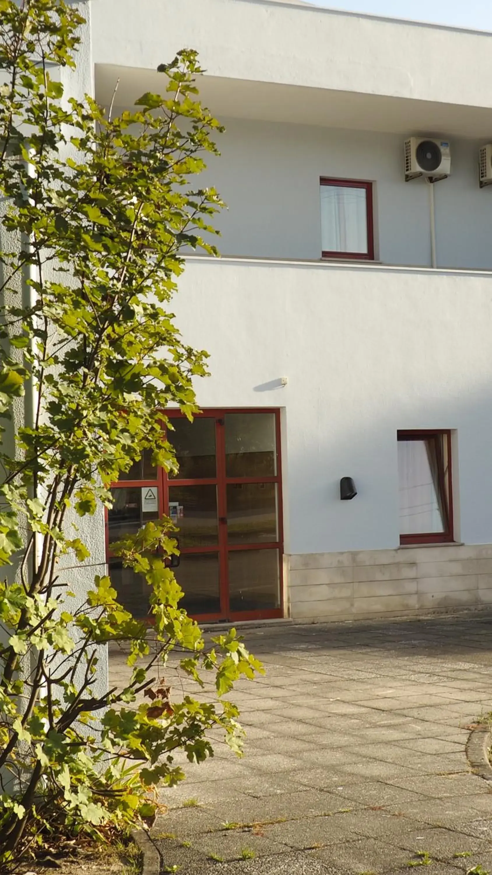 Facade/entrance in Flag Hotel Porto Maia Facade/entrance in Flag Hotel Porto Maia