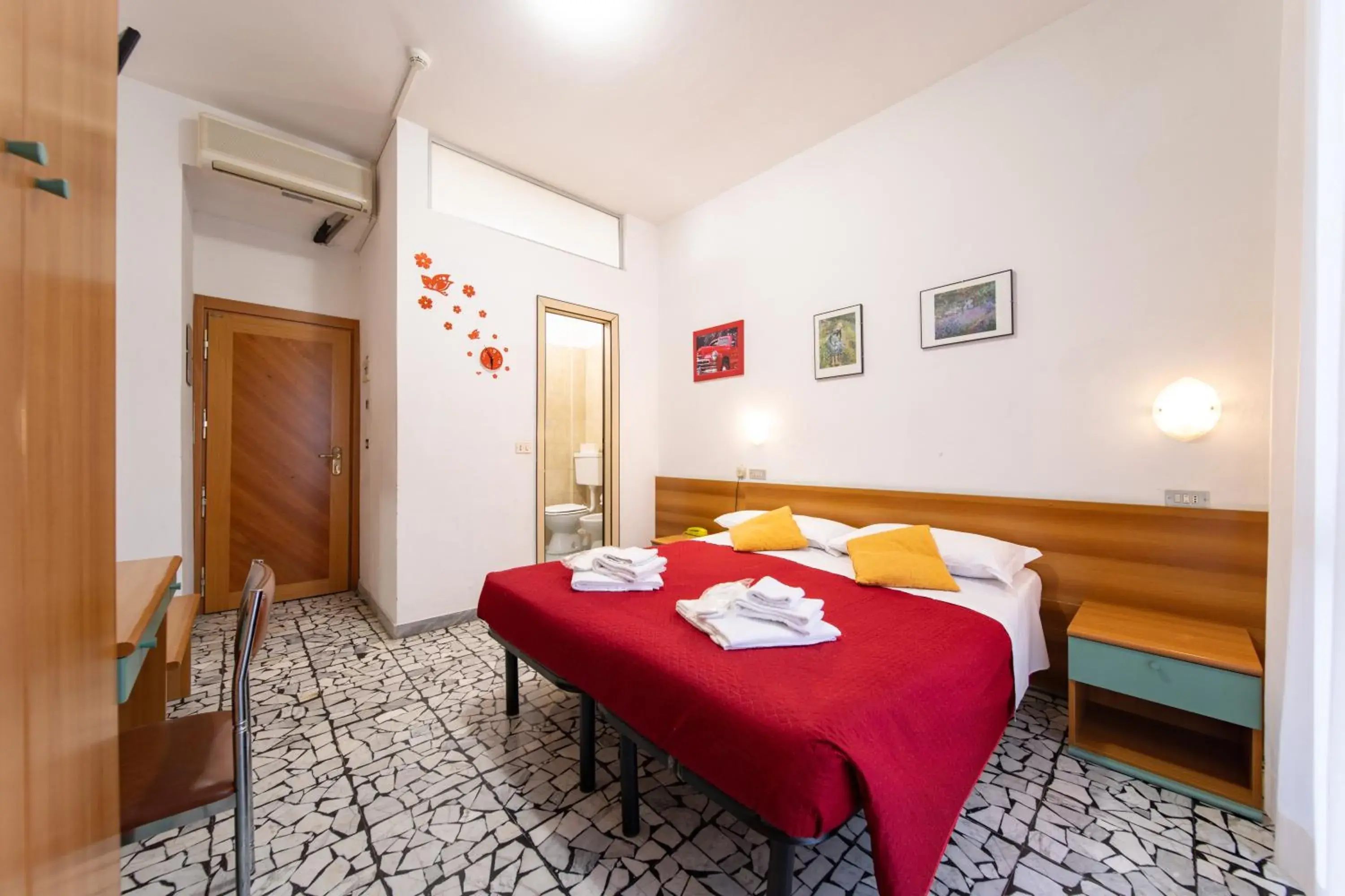 Bed in Hotel Cortina Bed in Hotel Cortina