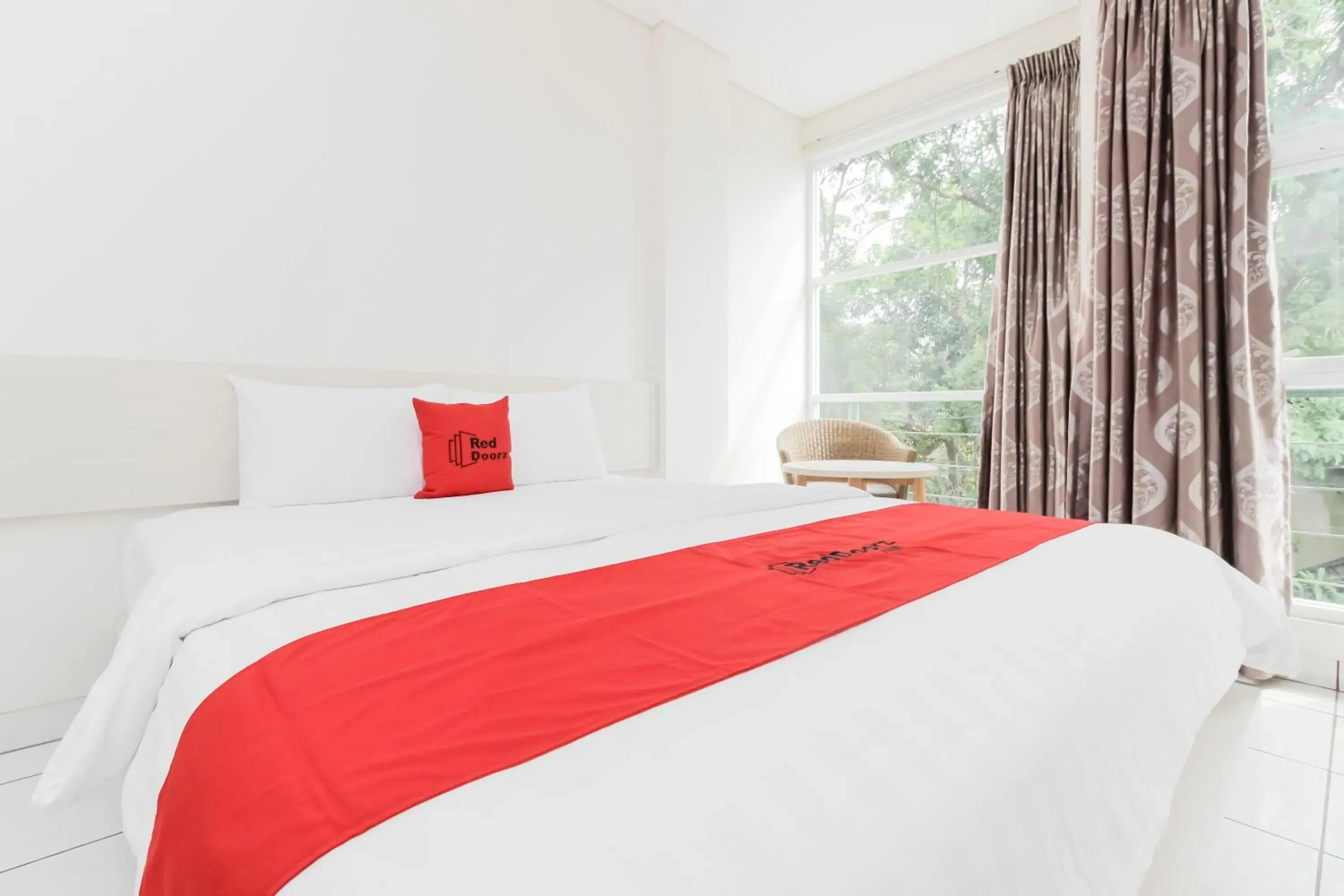 Bedroom, Bed in RedDoorz near Pancoran Bedroom, Bed in RedDoorz near Pancoran