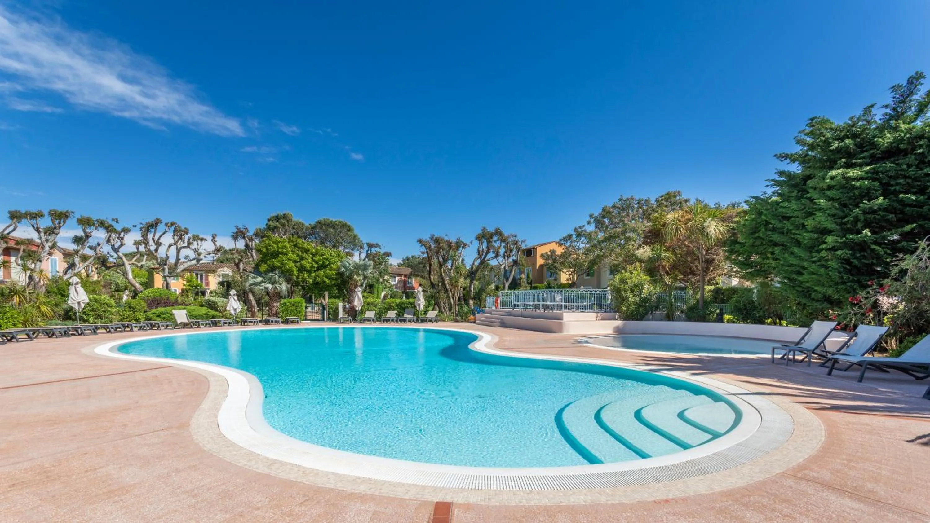 Day in Résidence Pierre & Vacances le Hameau de la Pinède