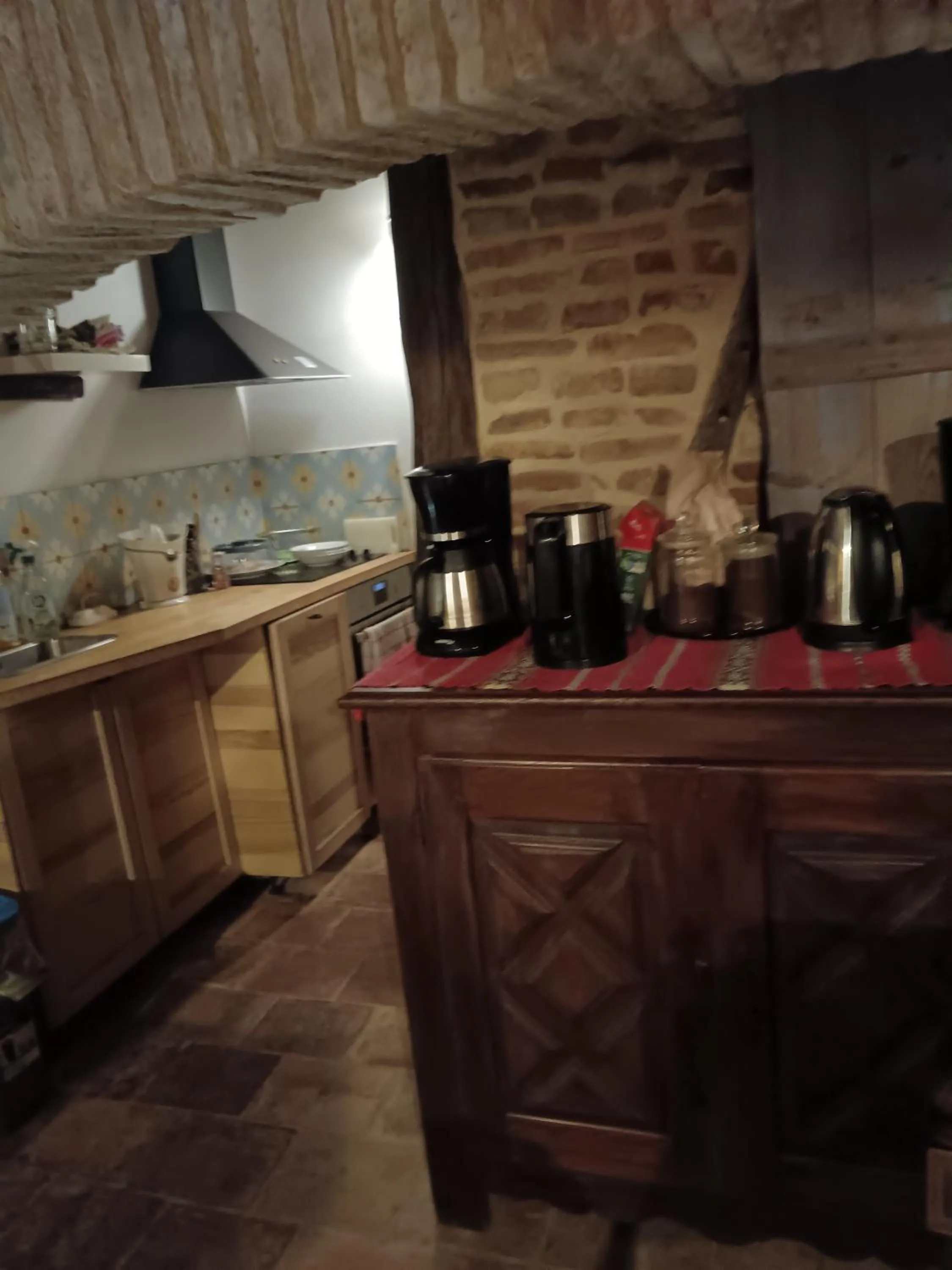 Coffee/tea facilities in La lauze et l'anguille