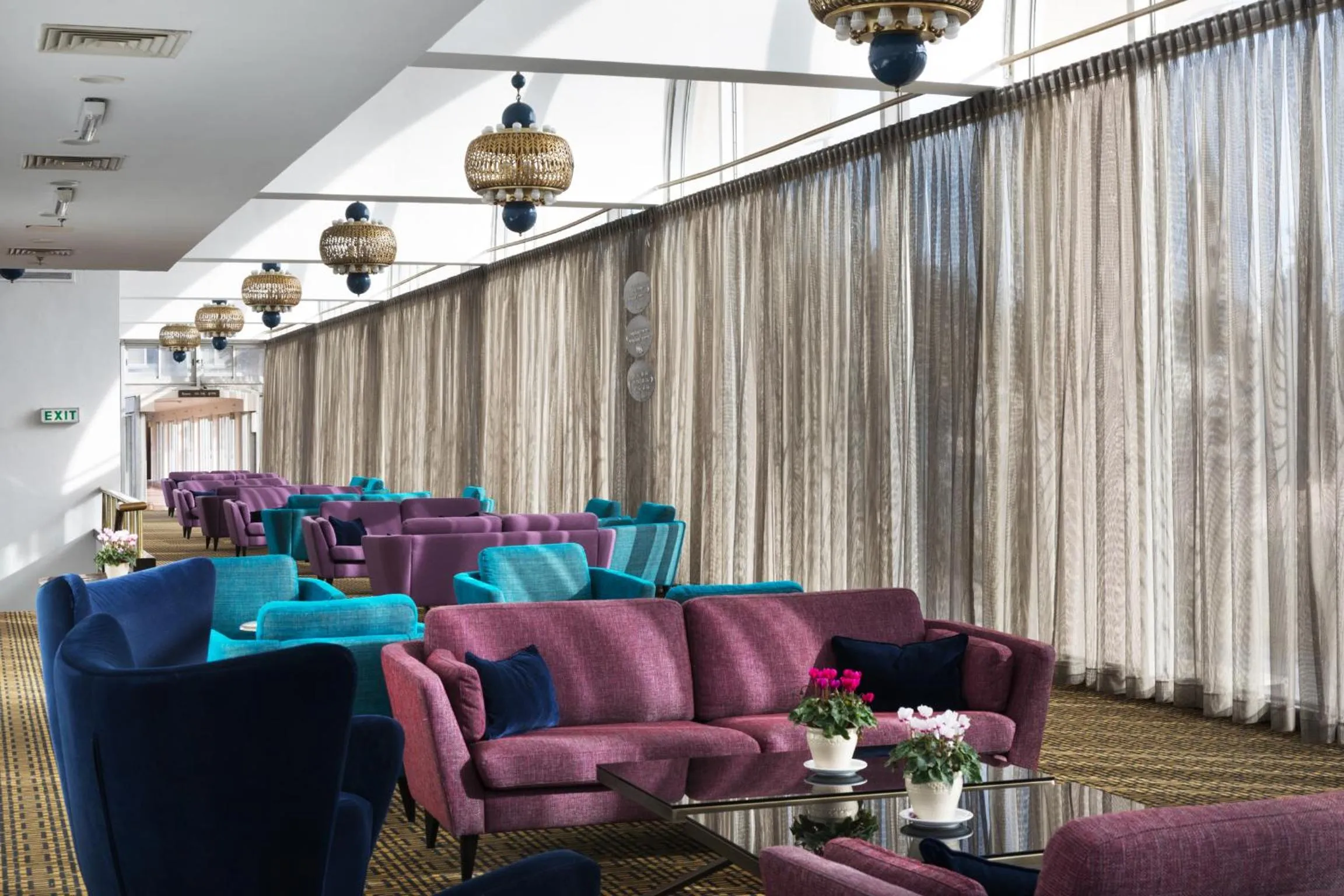 Lobby or reception in Seven Arches Hotel