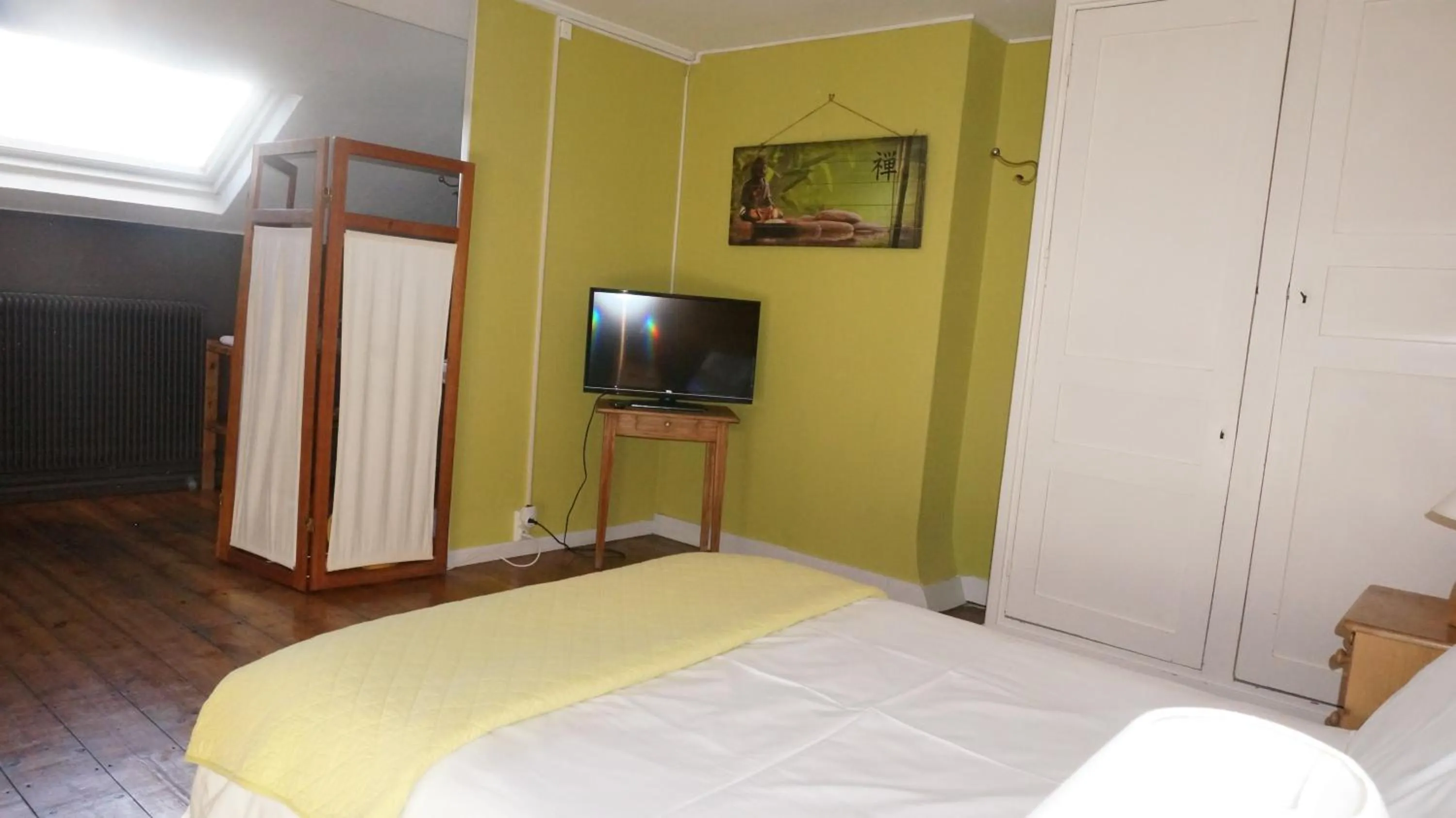 Bed in Abri du Passant