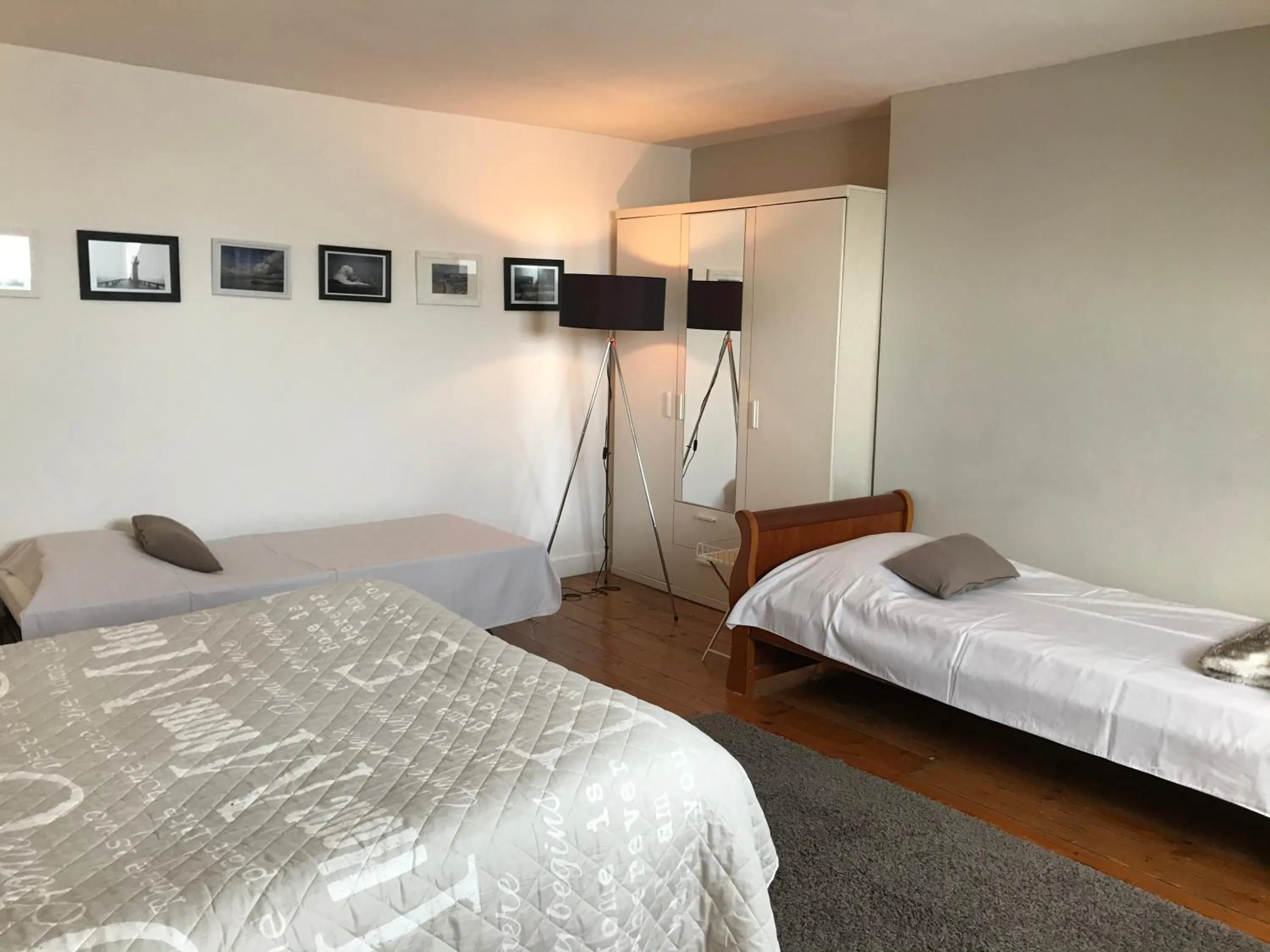 Bedroom, Bed in Abri du Passant