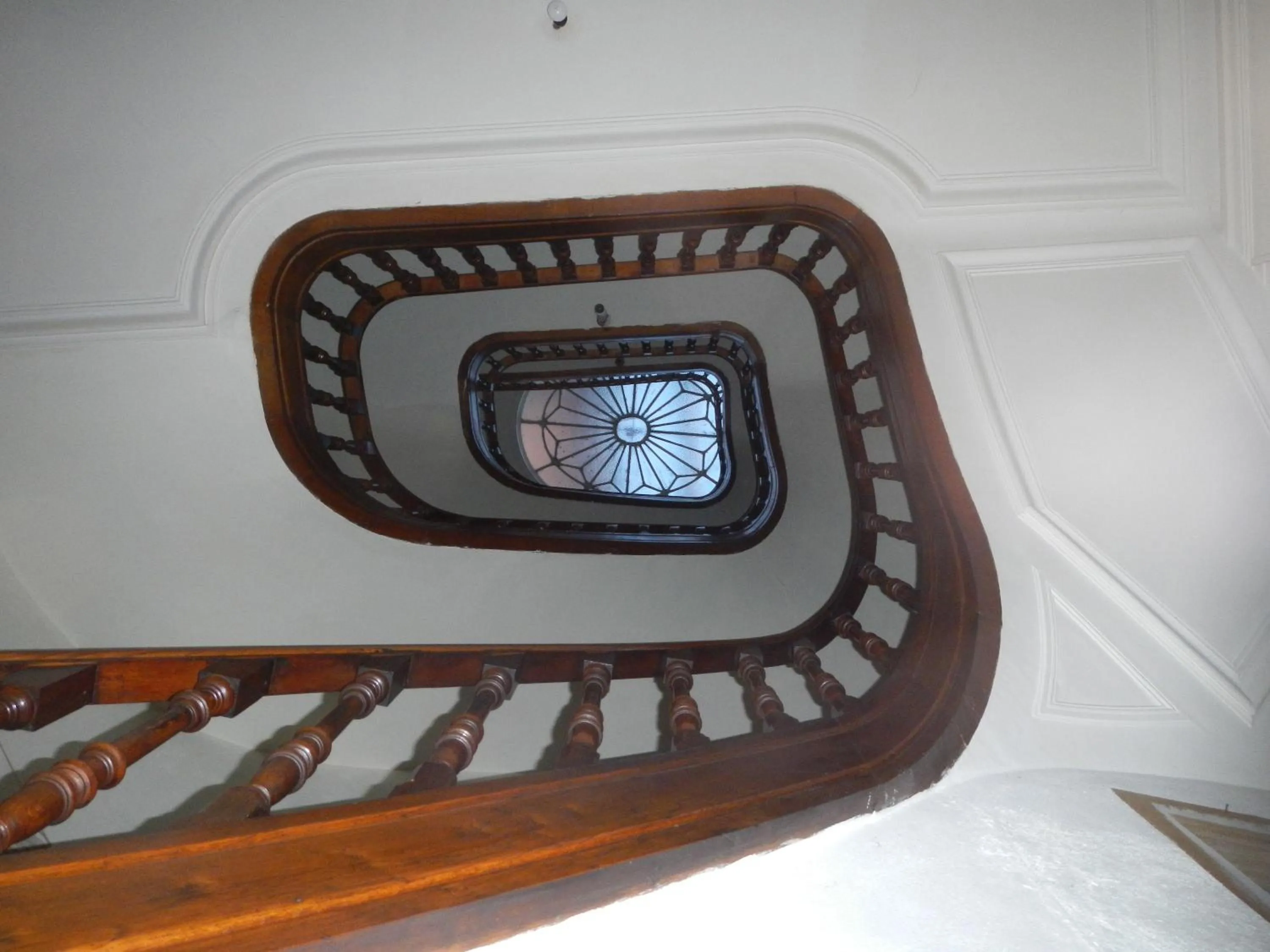 Decorative detail in Abri du Passant