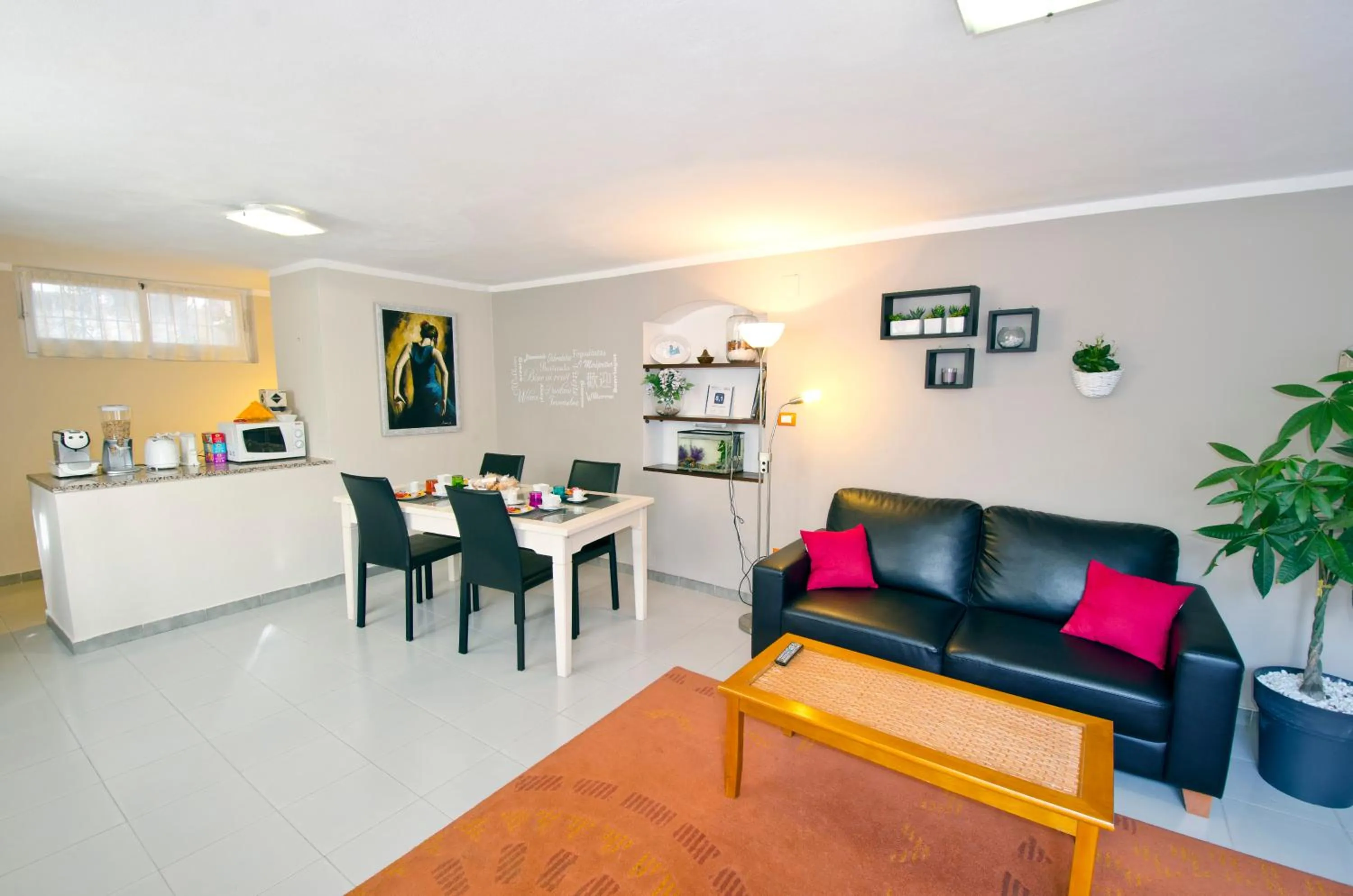 Dining area in Parco Delle Valli