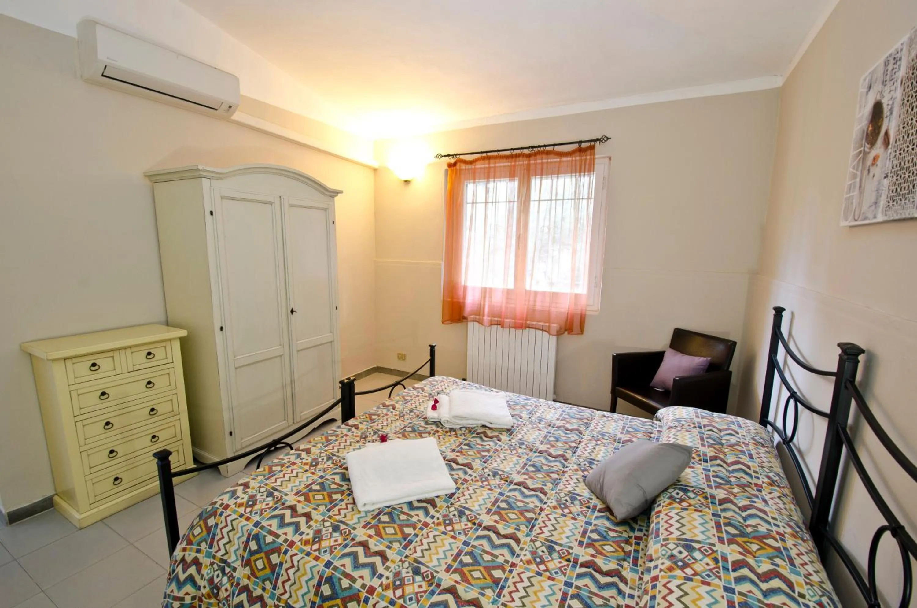 Photo of the whole room, Bed in Parco Delle Valli