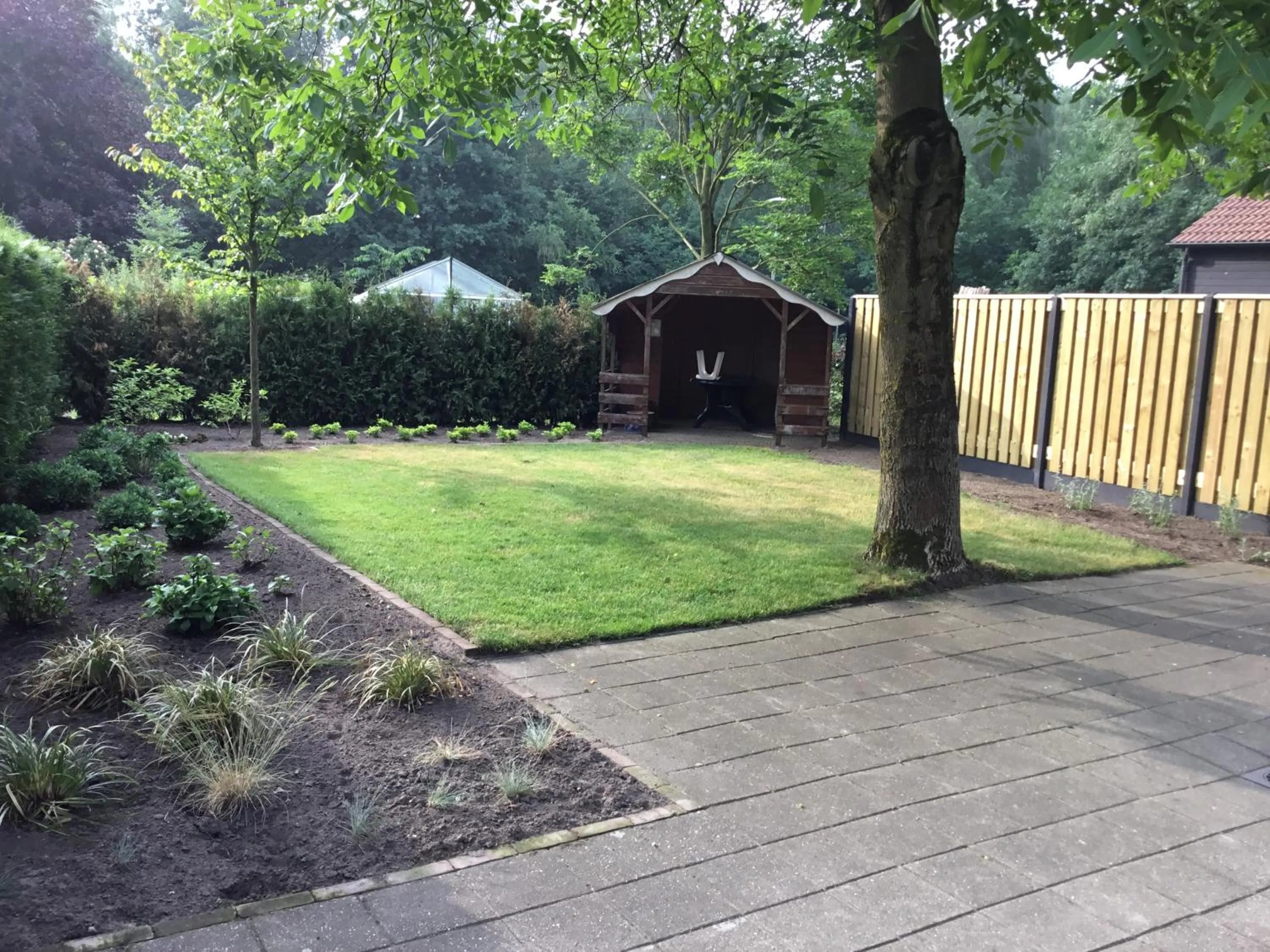 Garden view in B&B Op 't Eikenschoor