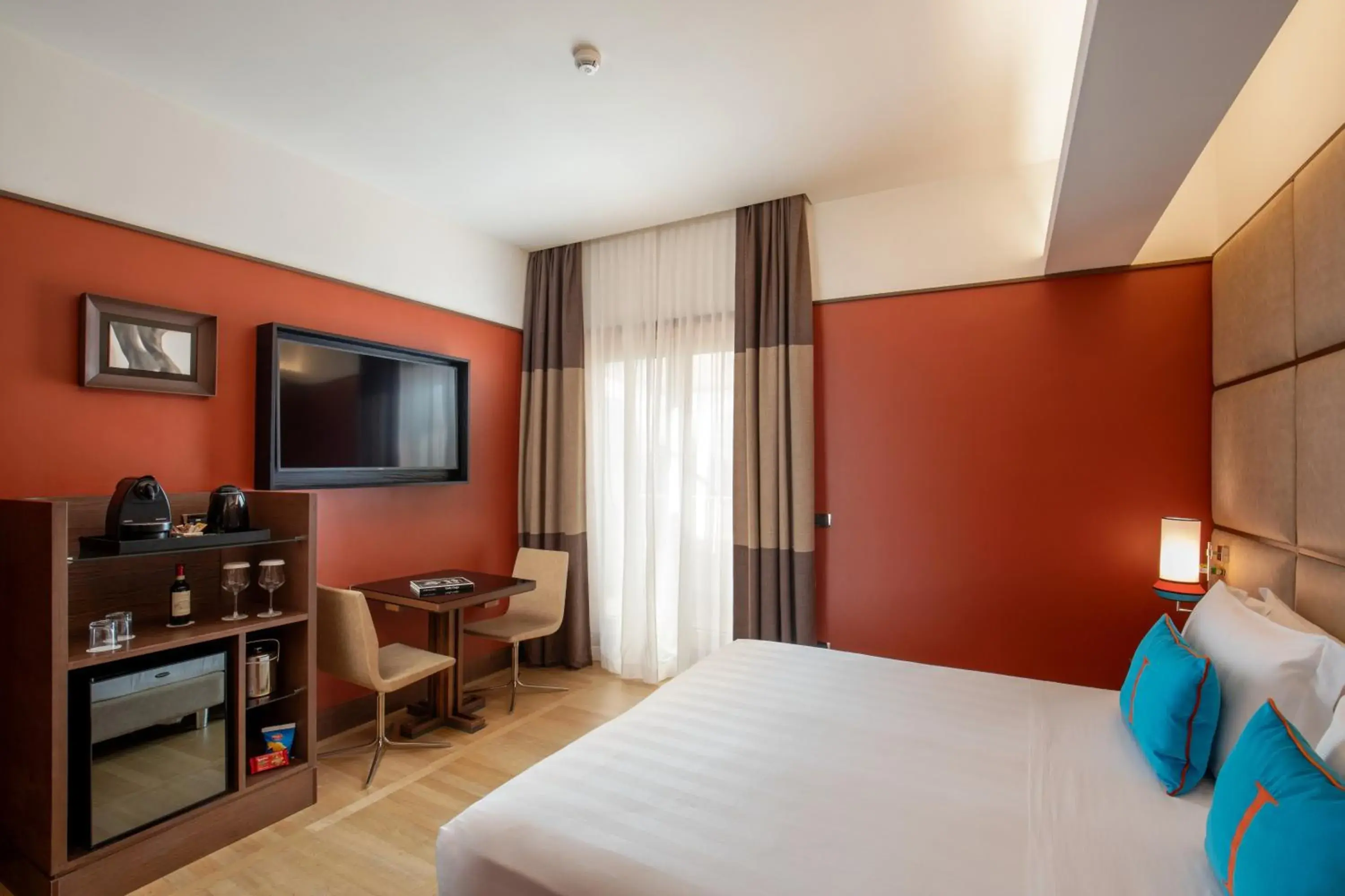 Bed in The Independent Hotel Bed in The Independent Hotel