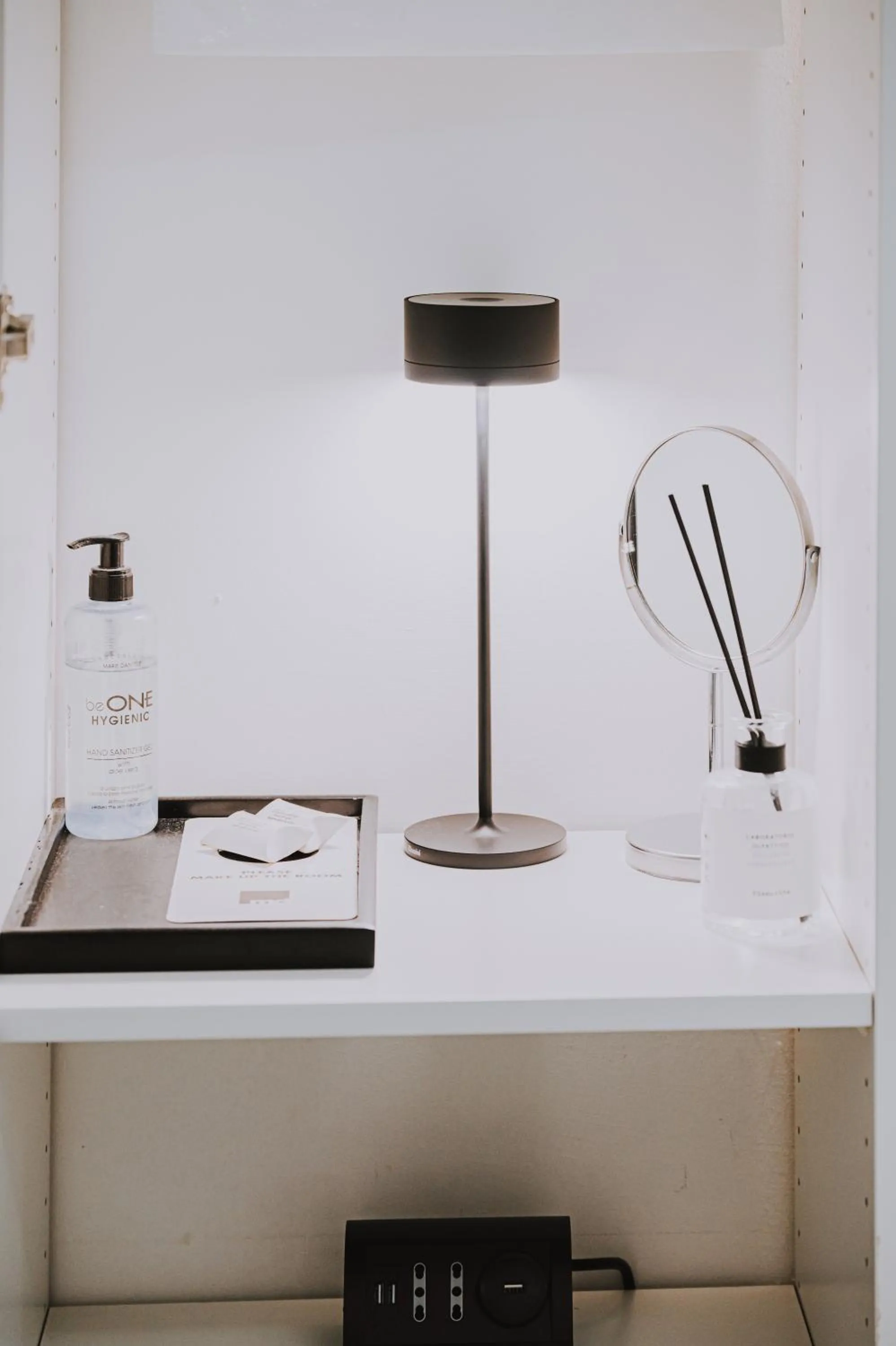 Albergo Delle Regioni, Barberini - Fontana di Trevi