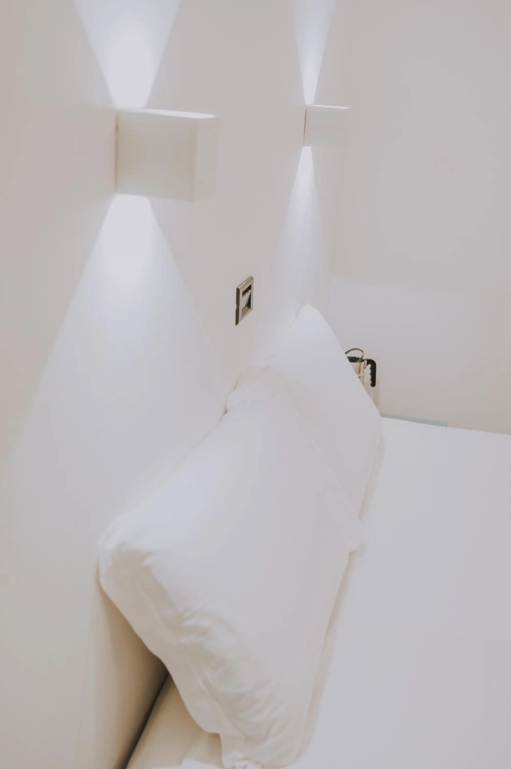 Bed in Albergo Delle Regioni, Barberini - Fontana di Trevi