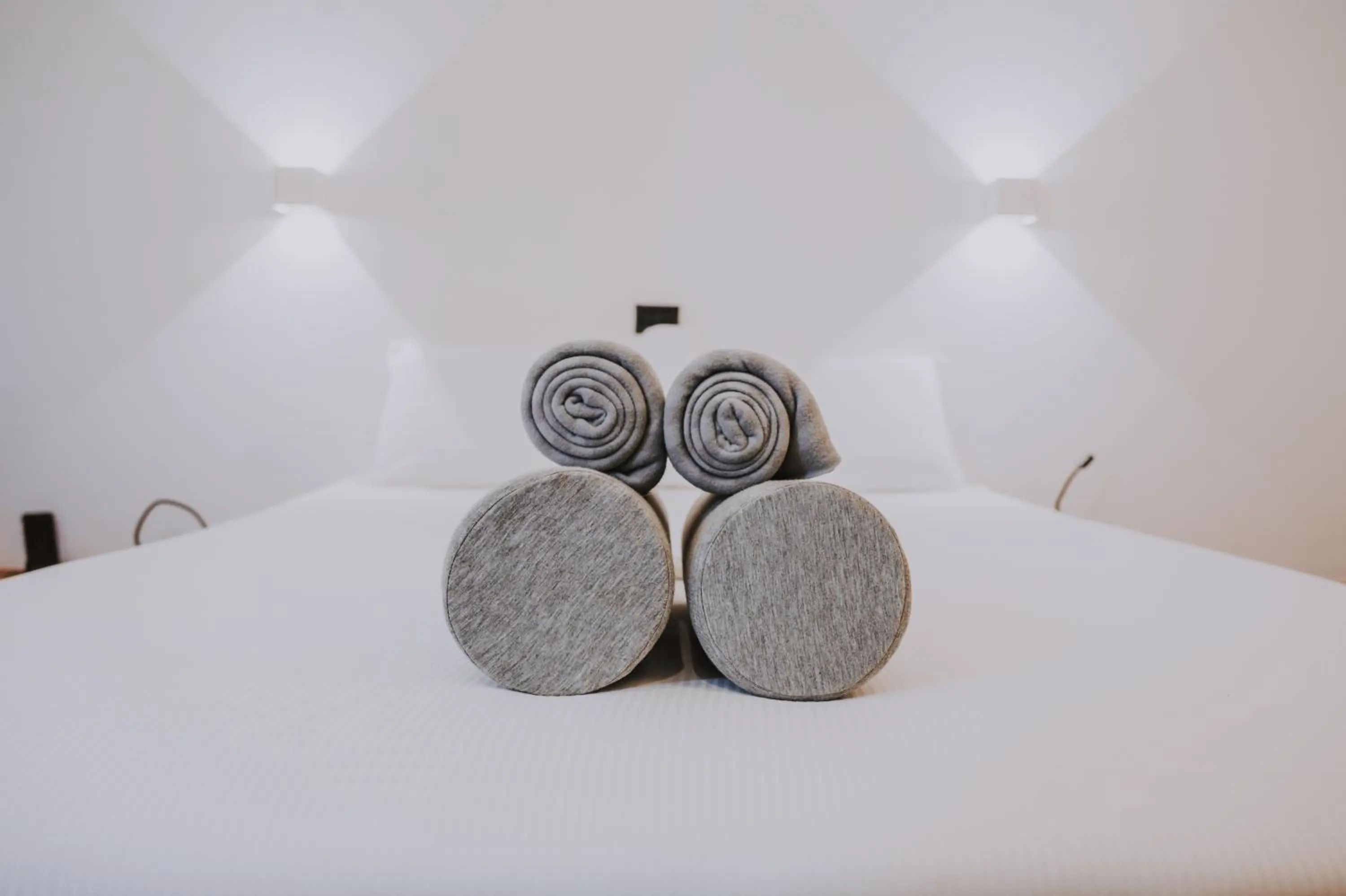 Bed in Albergo Delle Regioni, Barberini - Fontana di Trevi