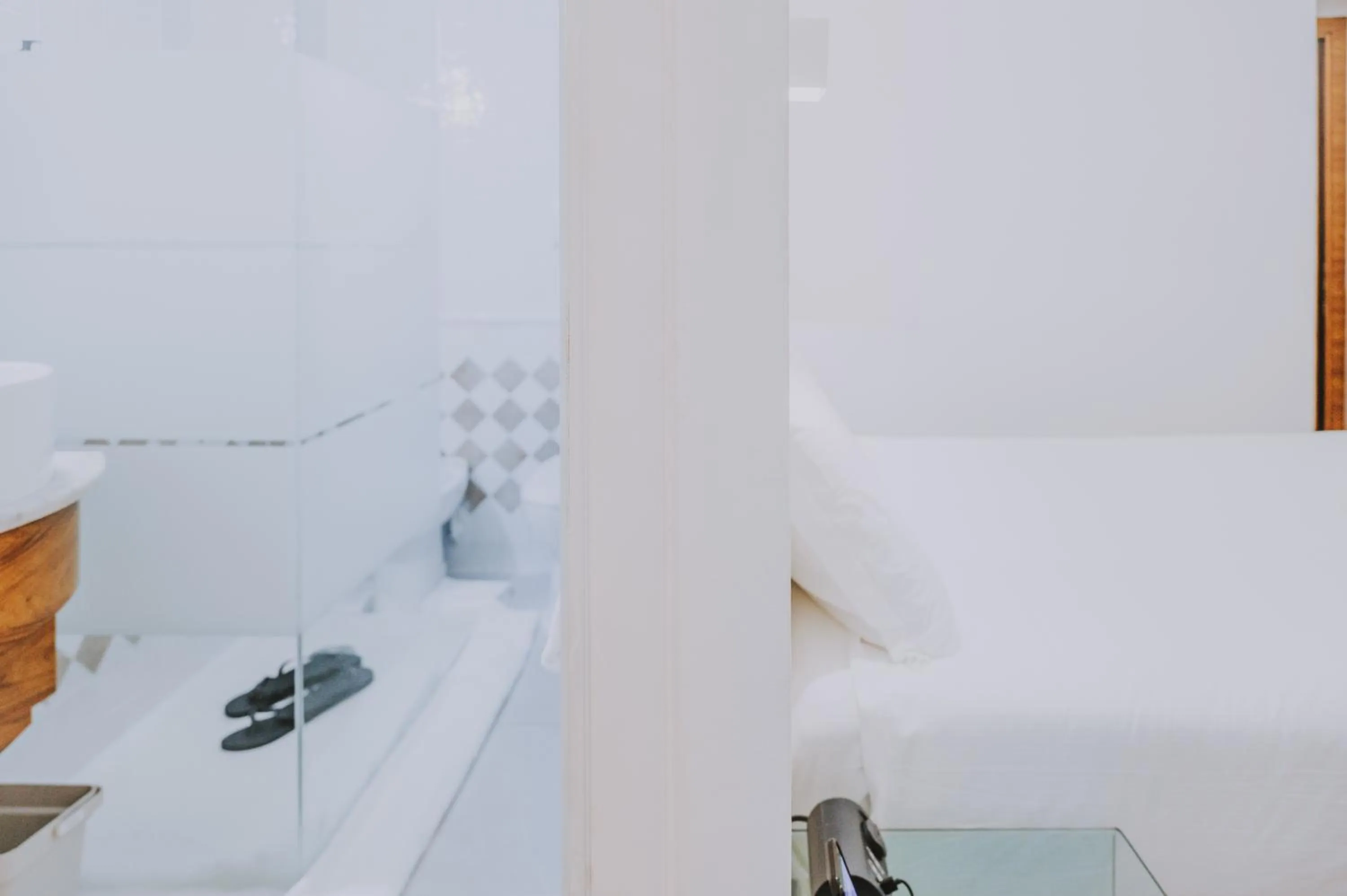 Albergo Delle Regioni, Barberini - Fontana di Trevi