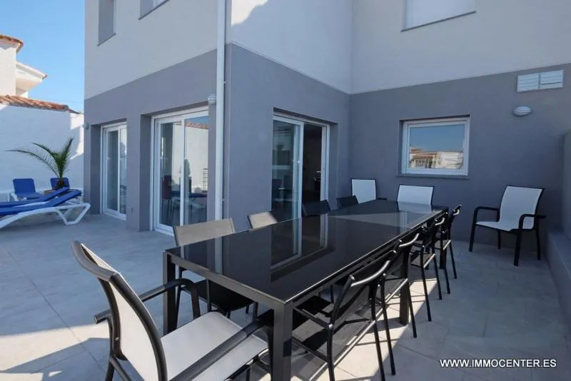 Balcony/Terrace in LV02