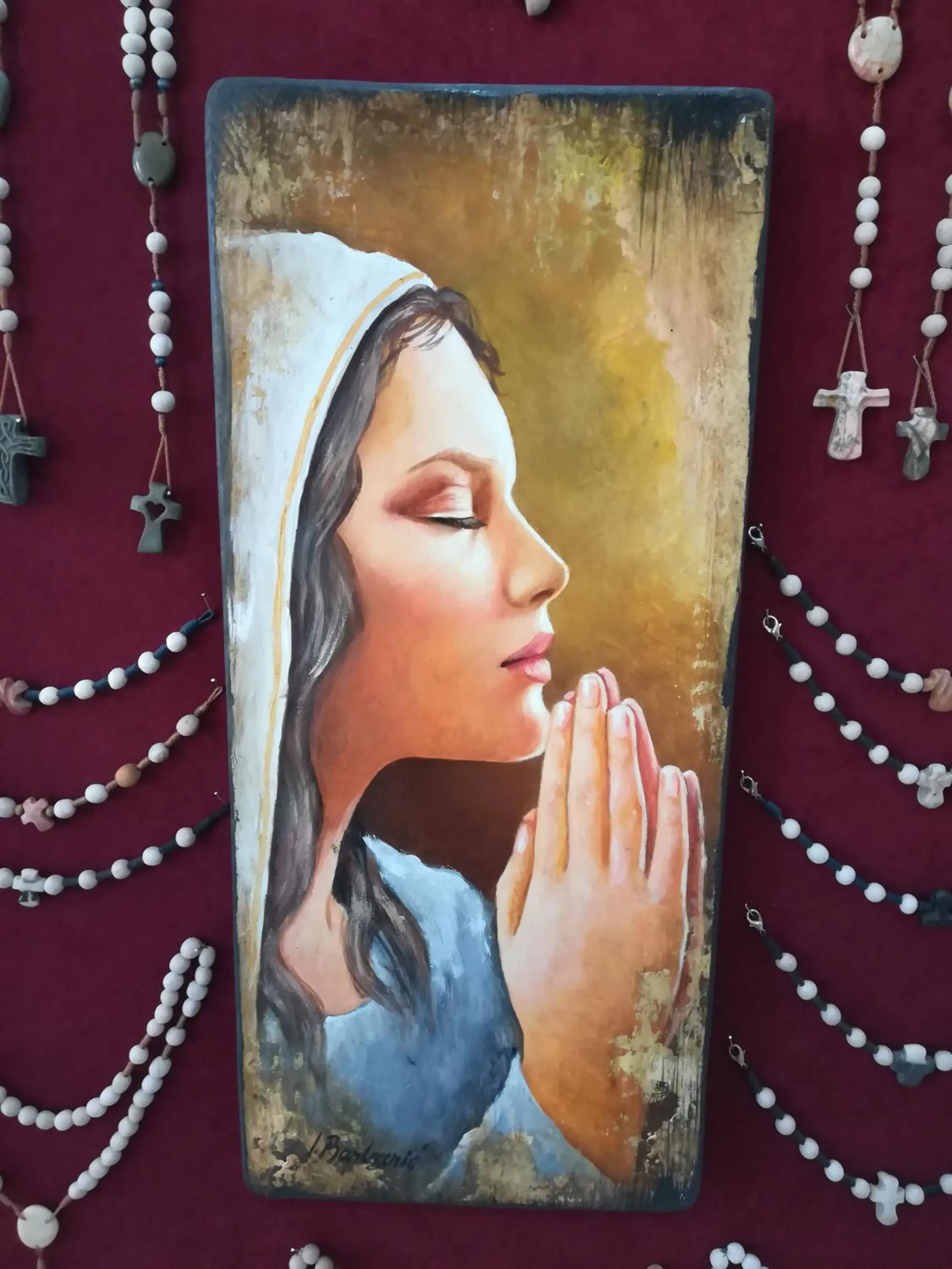 On-site shops in Hotel Dina