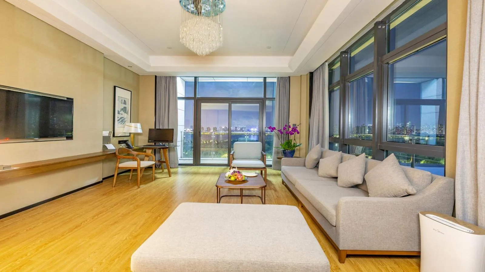Living room in Jinling Grand Hotel Nanchang