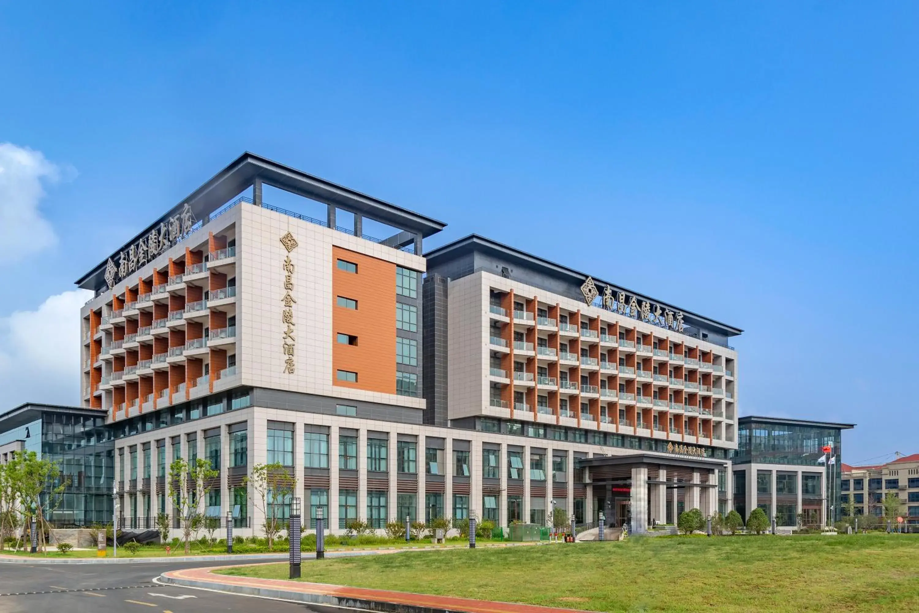 Facade/entrance in Jinling Grand Hotel Nanchang Facade/entrance in Jinling Grand Hotel Nanchang