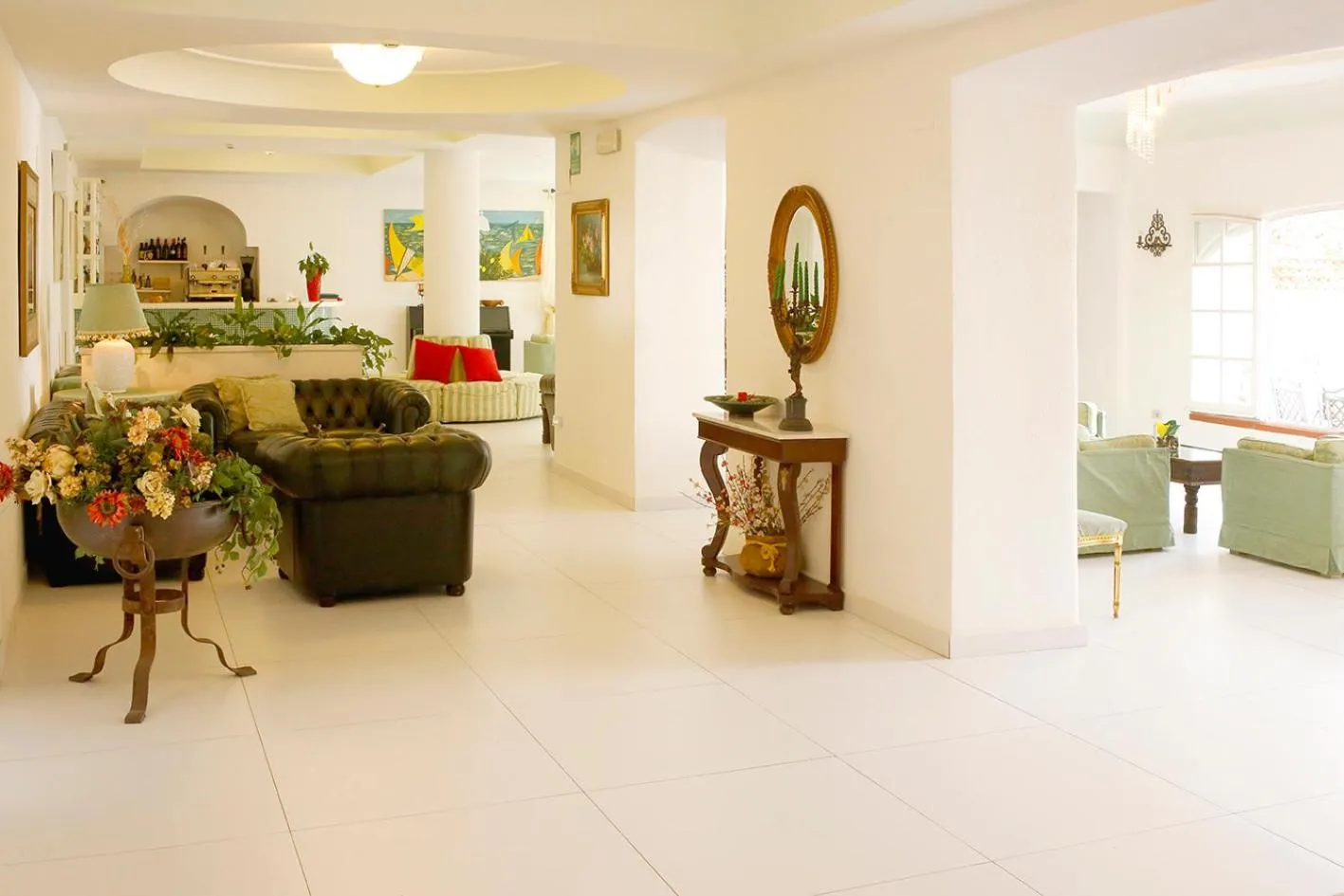 Lobby or reception in Hotel La Scogliera