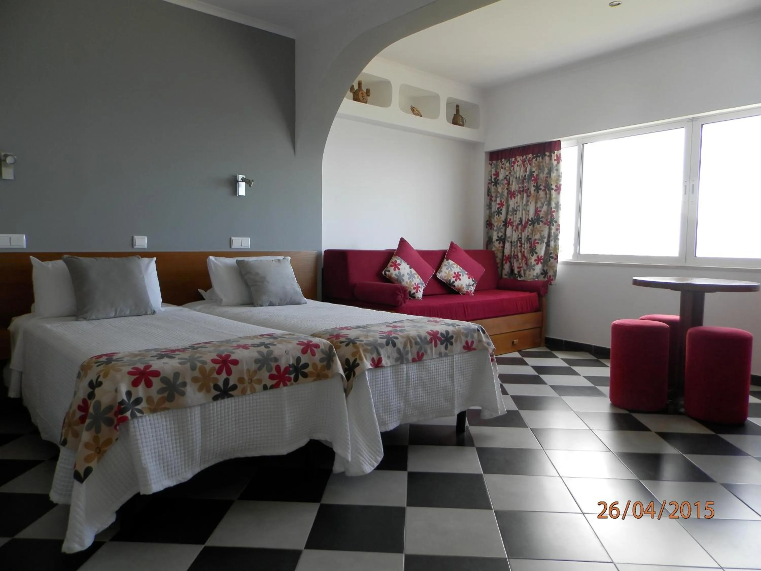 Bedroom, Bed in Frentomar