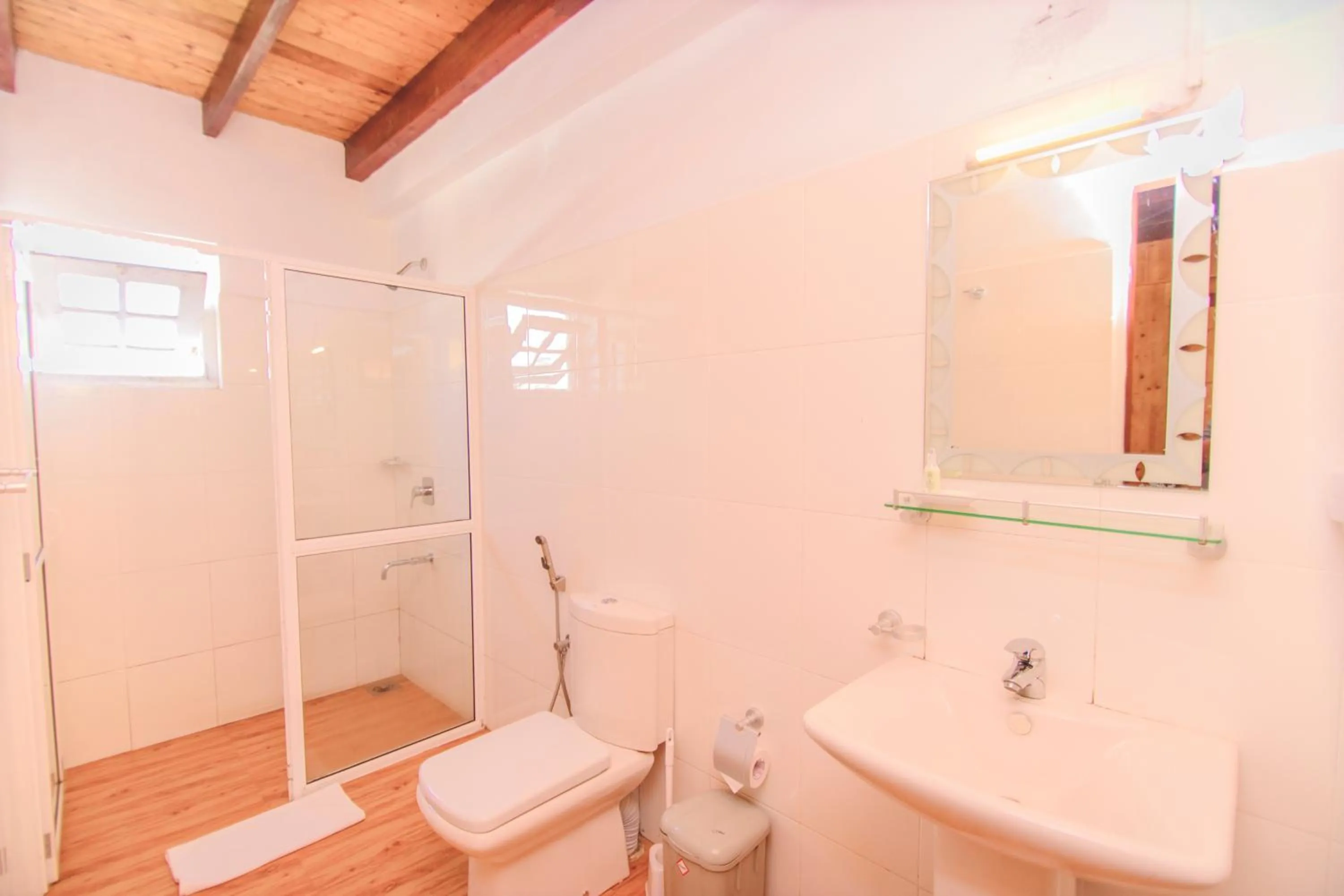 Bathroom in Sarah Cottage Nuwara Eliya