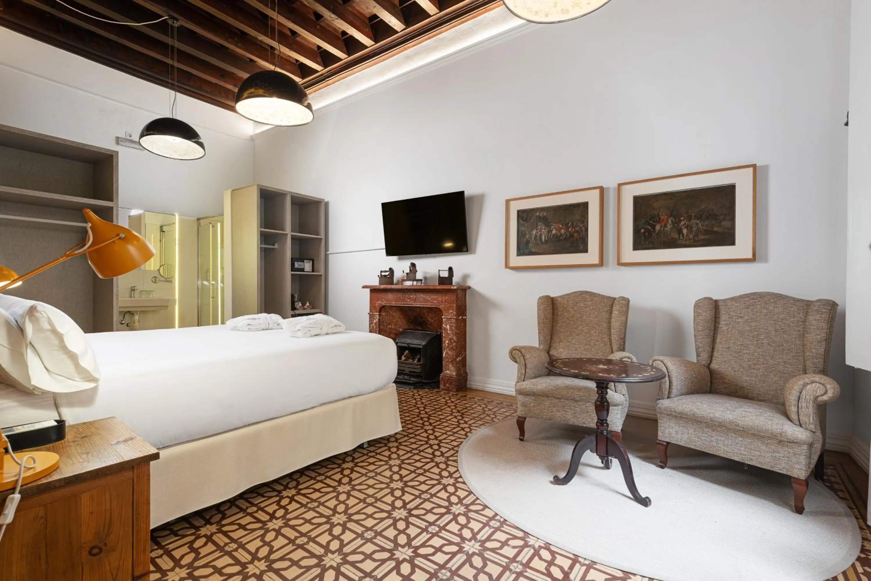 Bedroom, Bed in Brondo Architect Hotel