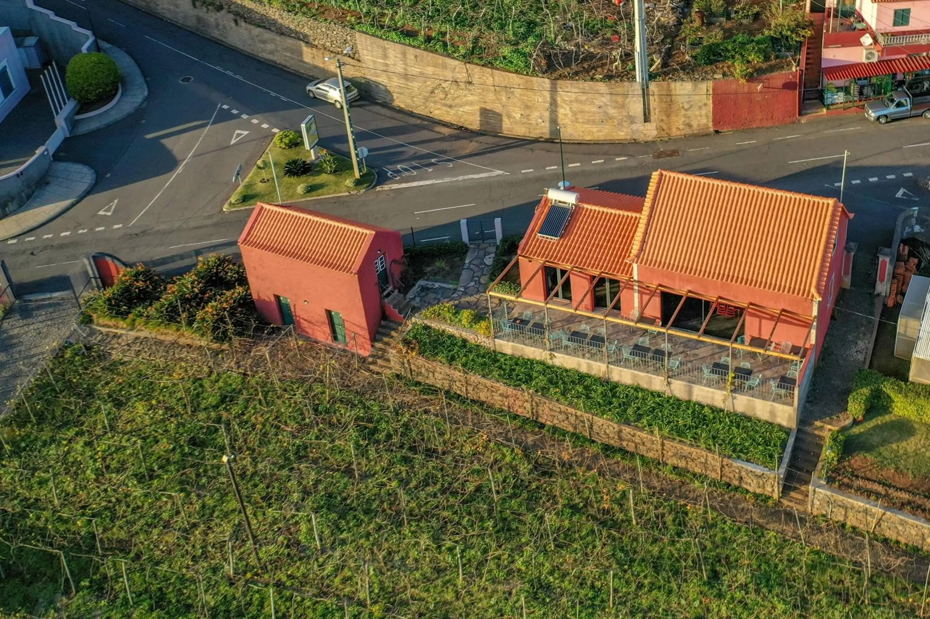 Restaurant/places to eat in Quinta das Vinhas