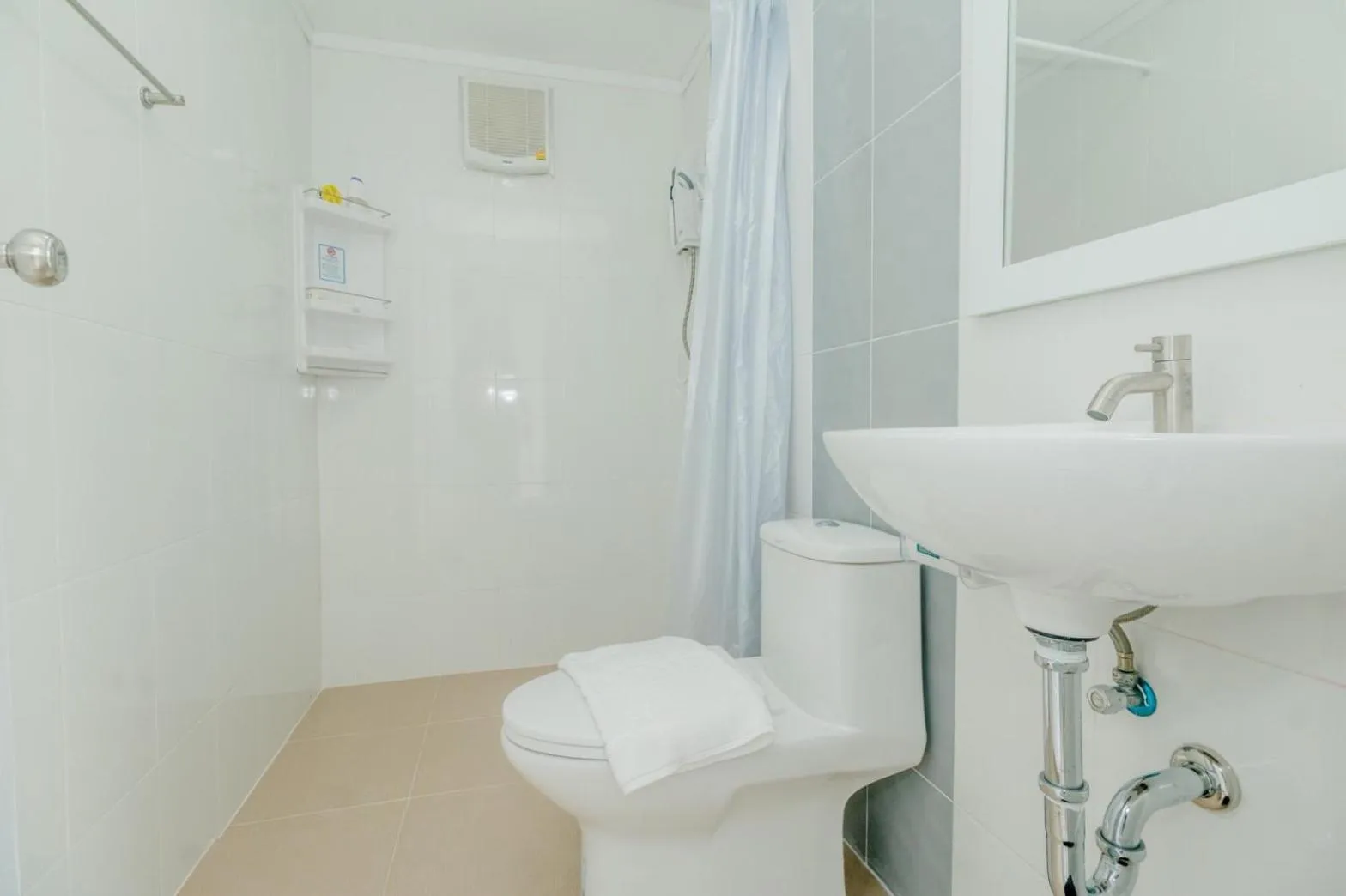 Mae On Village Resort