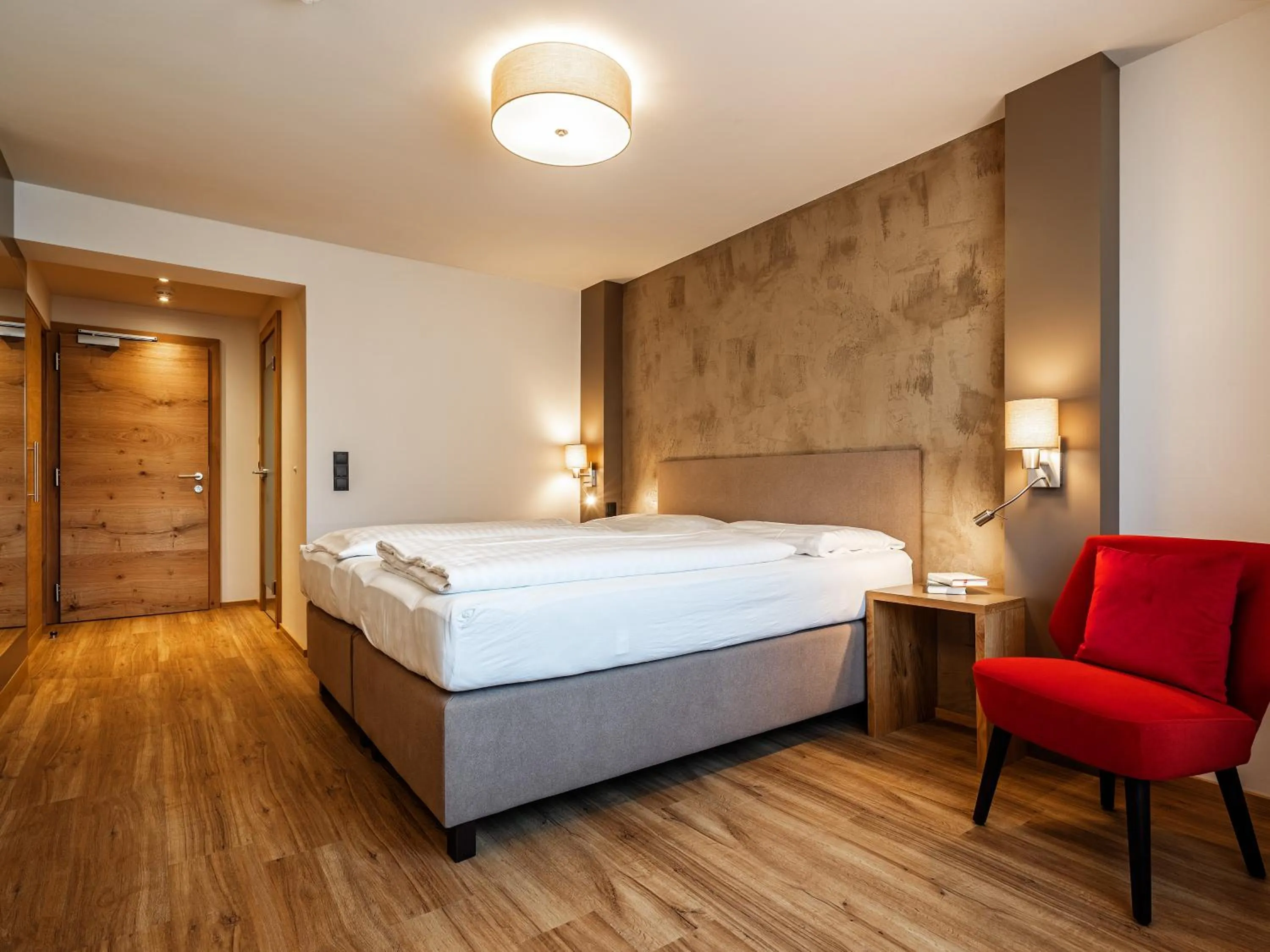 Photo of the whole room, Bed in Stadthotel EGGERBRÄU